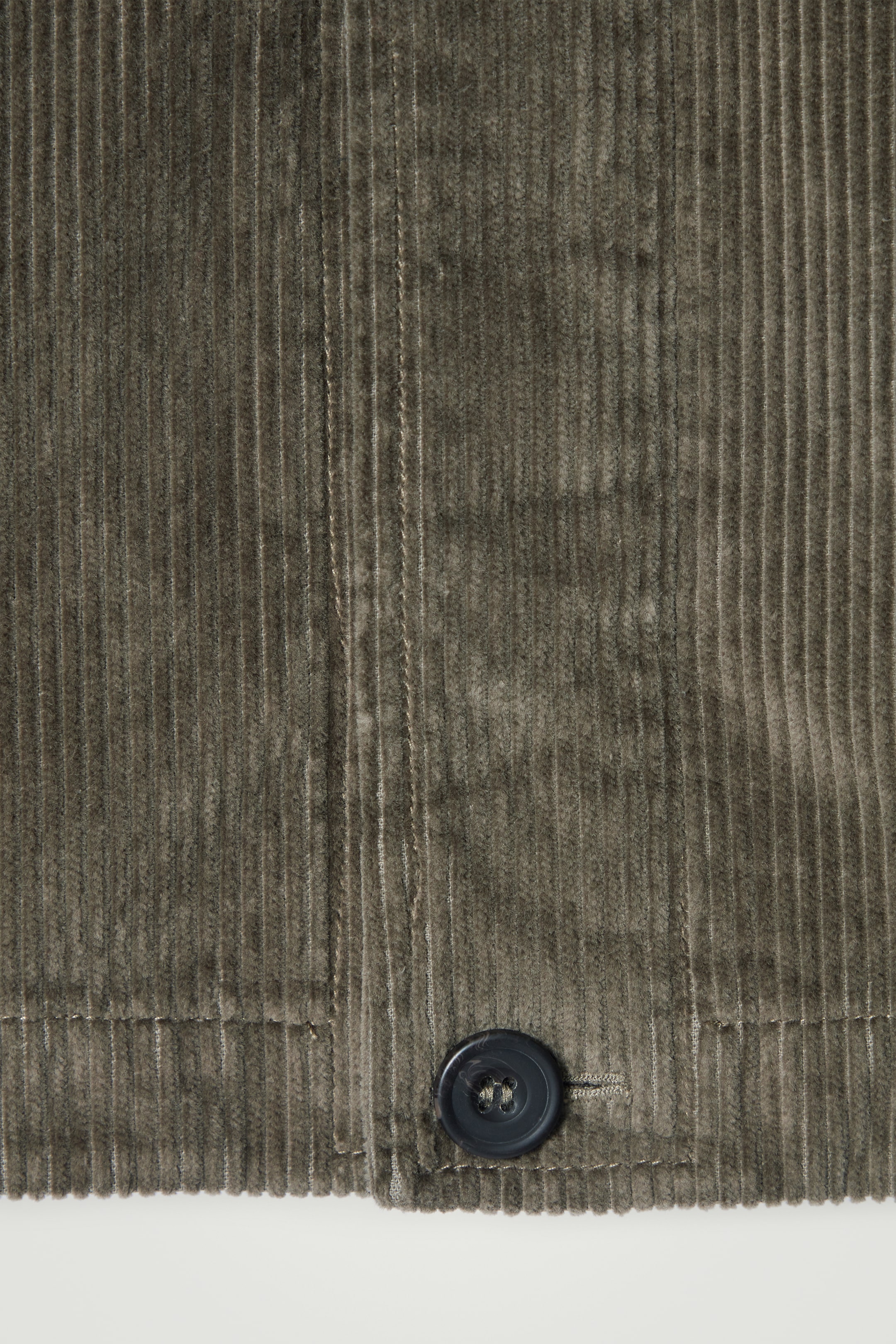 Ingrandisci l'immagine: RELAXED COTTON-CORDUROY OVERSHIRT - DARK KHAKI - UOMO | H&M CH 9