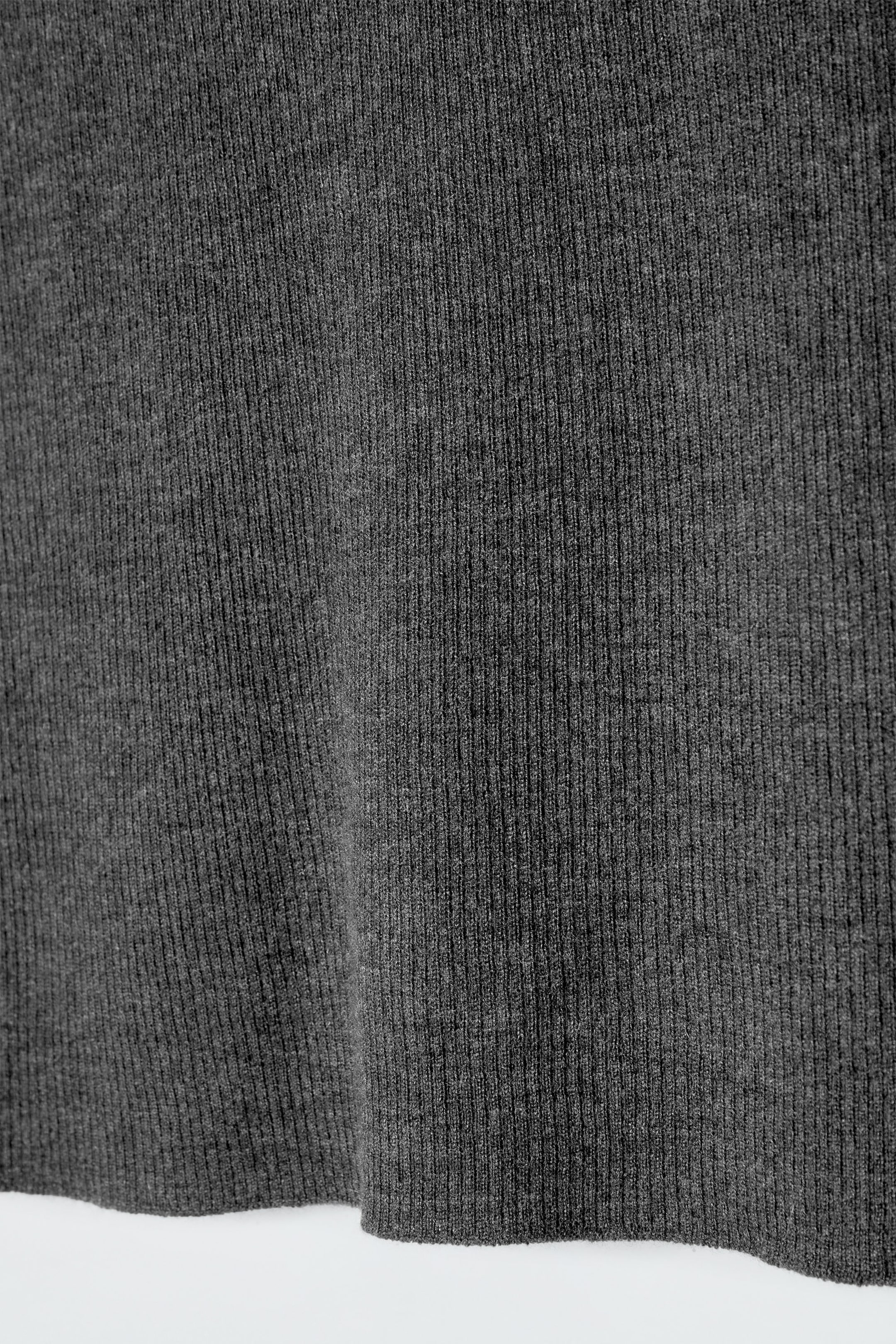 StillMedia/DescriptiveDetail