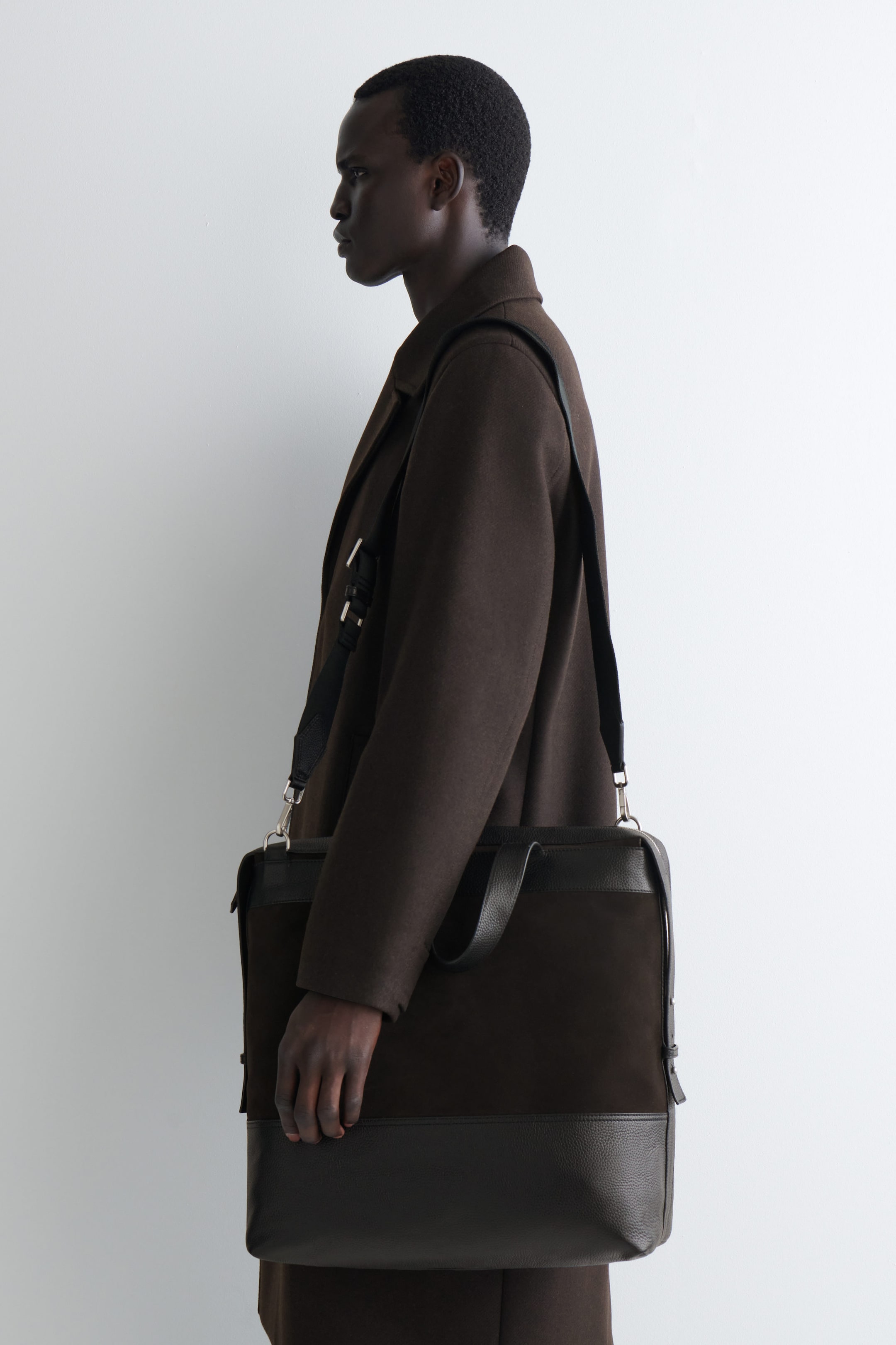 CITY MESSENGER BAG - LEATHER