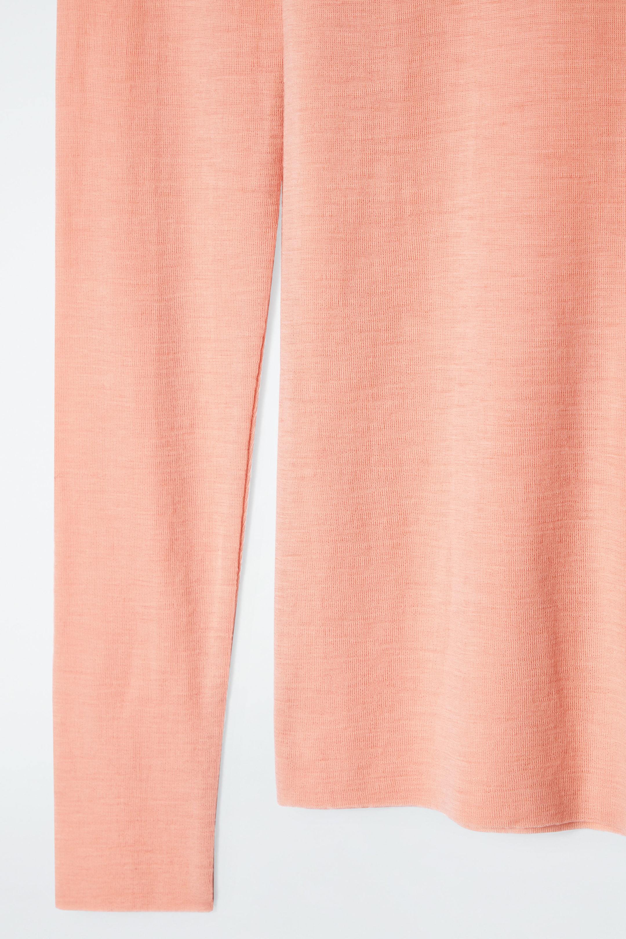 MERINO WOOL TURTLENECK TOP