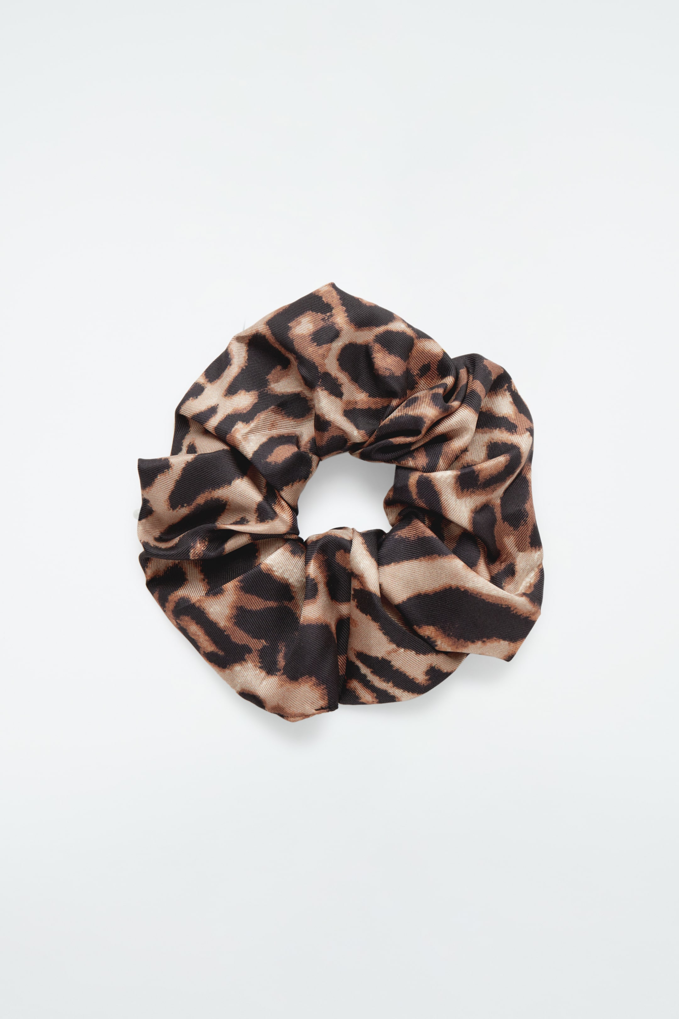 Ingrandisci l'immagine: LEOPARD-PRINT SILK SCRUNCHIE - LEOPARD - DONNA | H&M CH 1