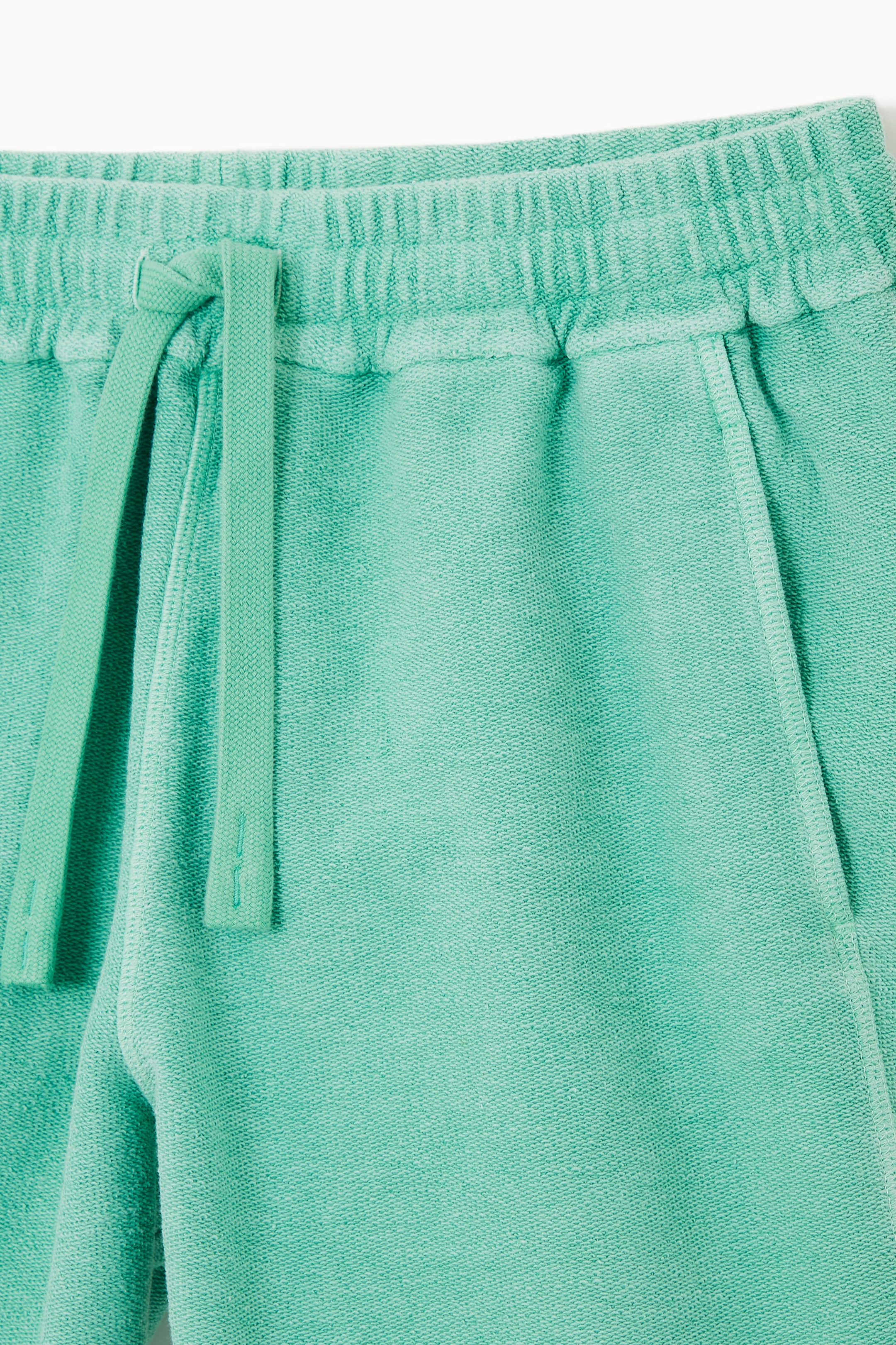 DRAWSTRING TERRY SHORTS