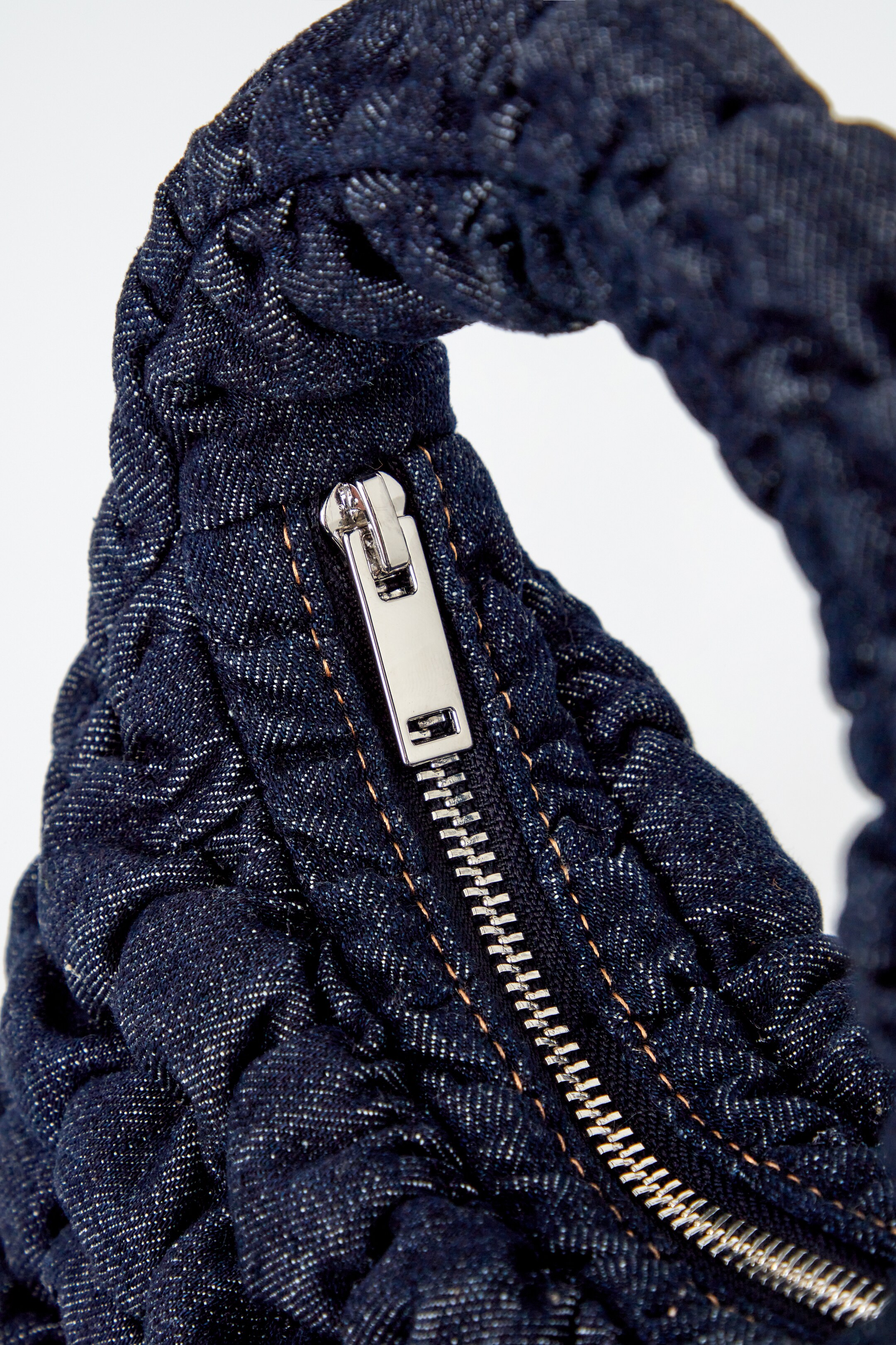 Grotere afbeelding bekijken: QUILTED MICRO BAG - DARK BLUE / DENIM - DAMES | H&M NL 2