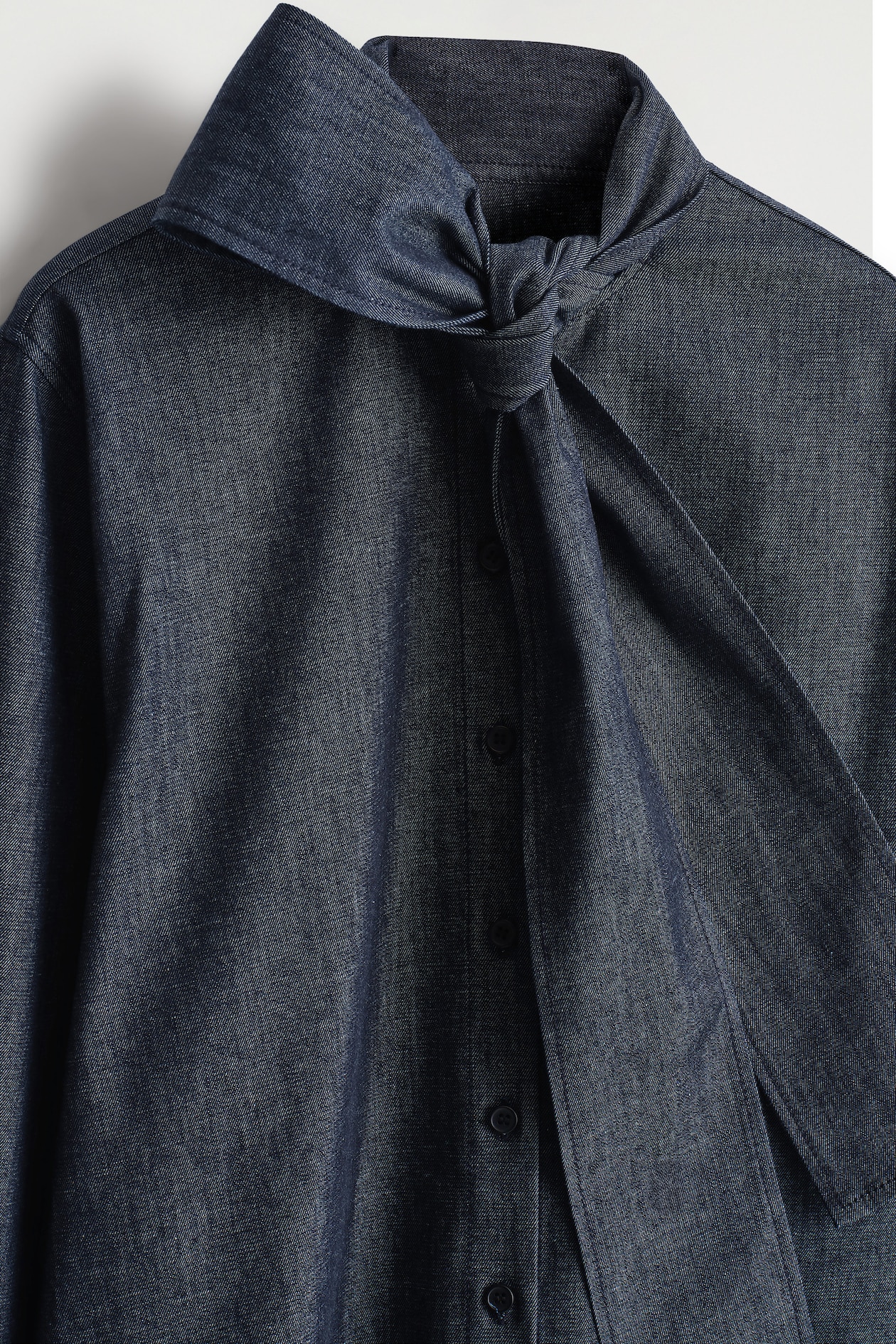 BOW-DETAIL DENIM SHIRT — INDIGO
