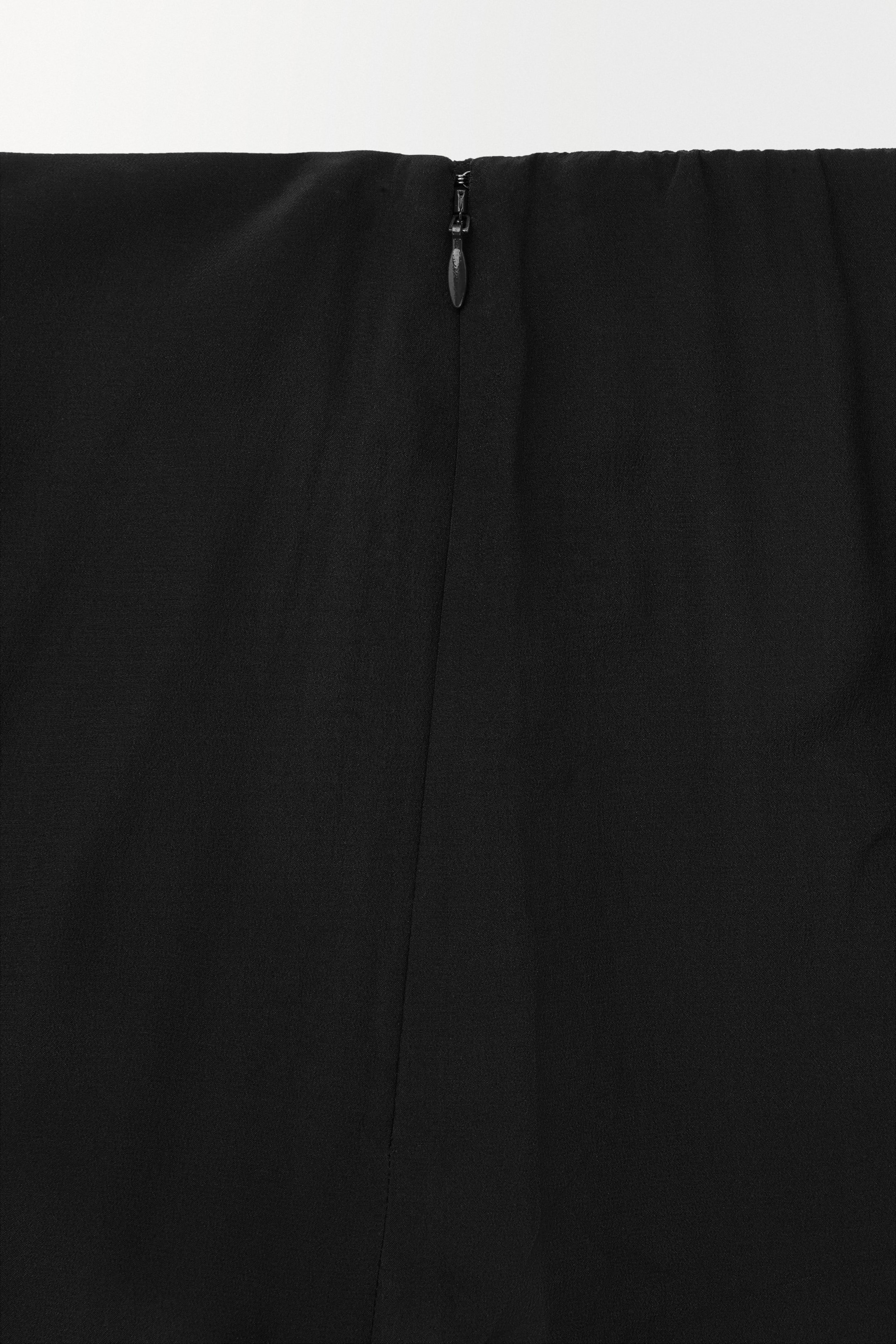 StillMedia/DescriptiveDetail