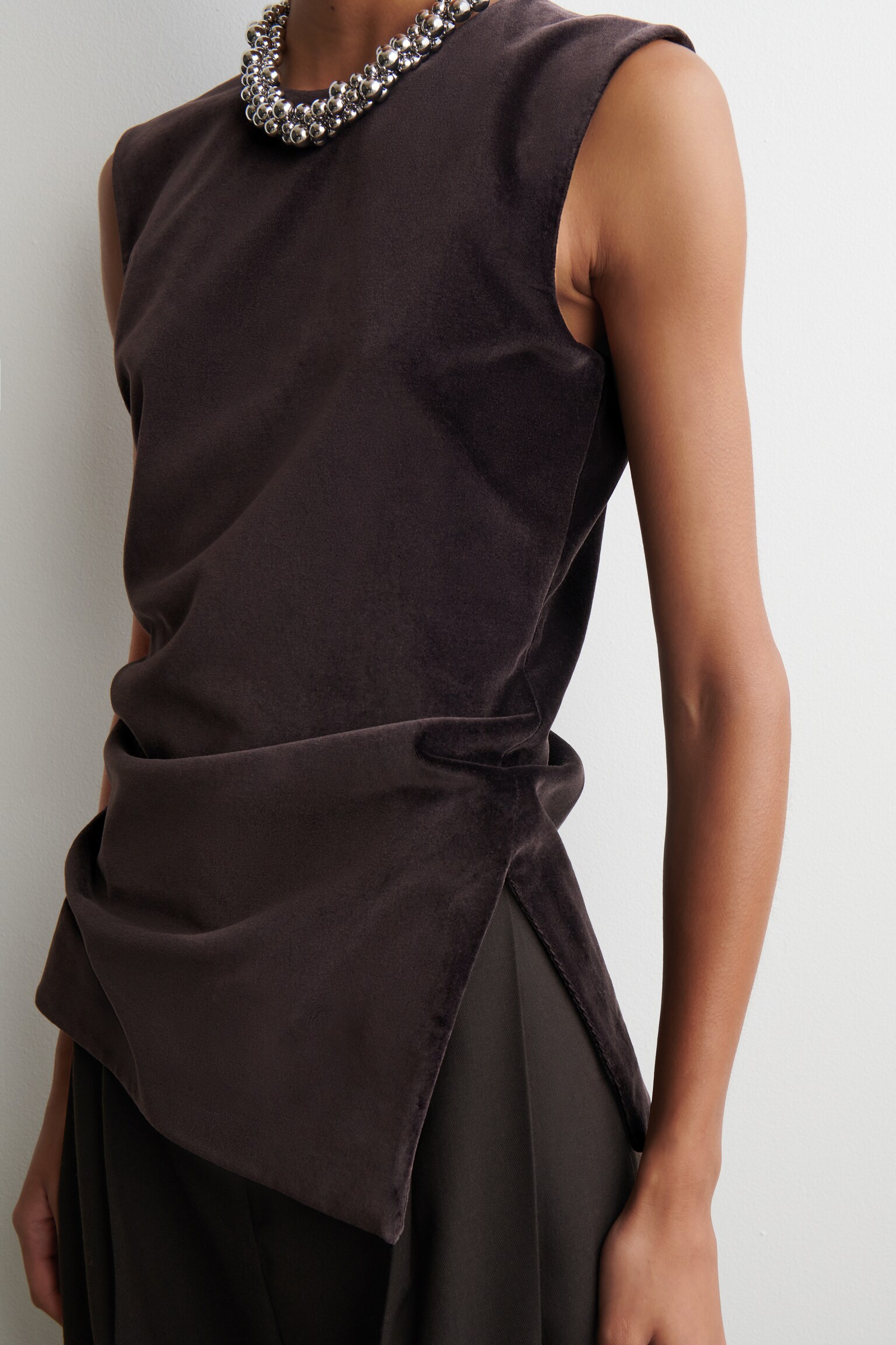ASYMMETRIC VELVET TOP - DARK BROWN/NAVY - 6
