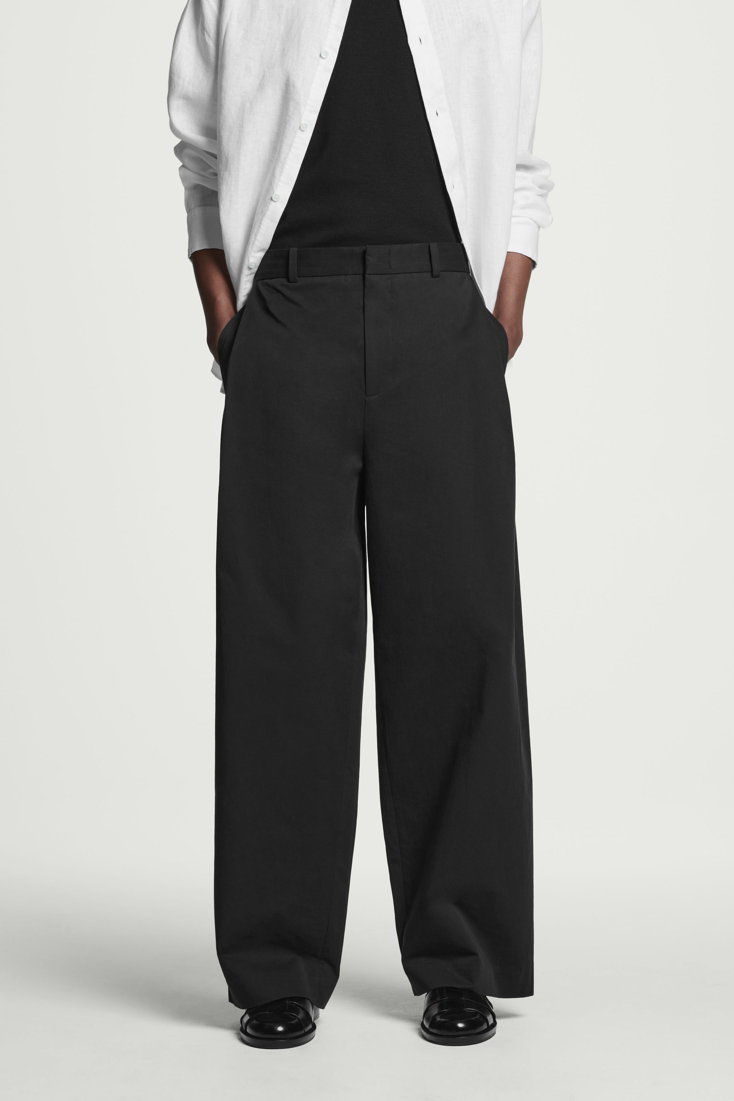PLEATED COTTON WIDE-LEG PANTS - BLACK | COS