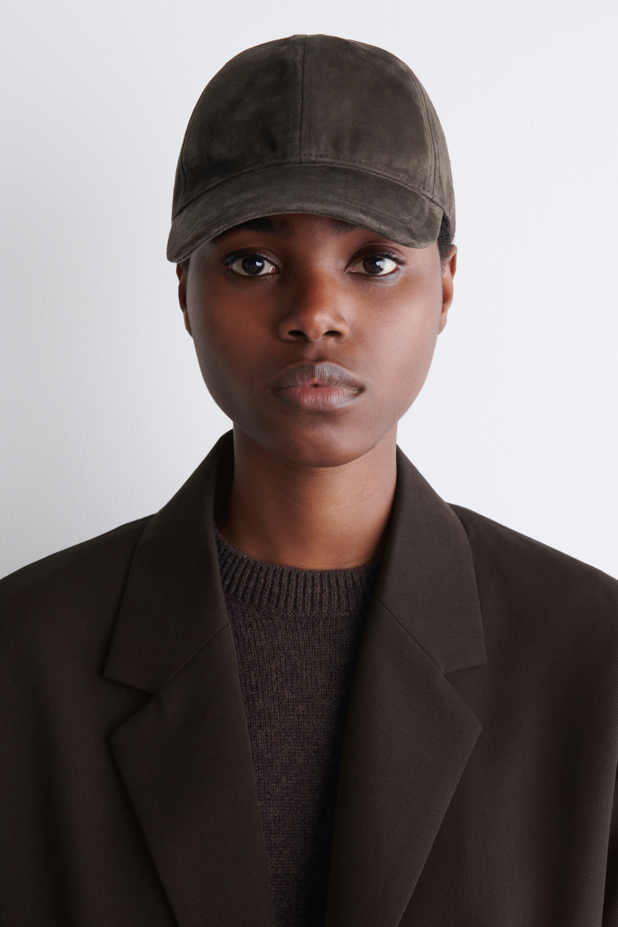 Agrandir l'image: CASQUETTE DE BASEBALL EN DAIM - CHOCOLAT - FEMME | H&M FR 1