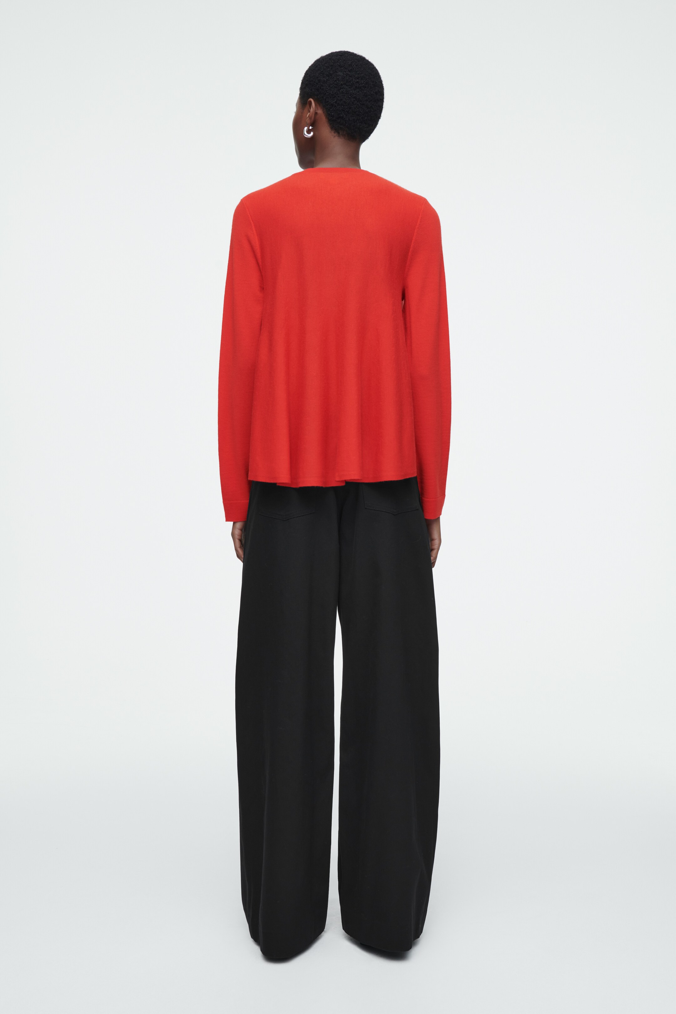 Ver imagen más grande: JERSEY EN TRAPECIO DE LANA MERINO - ROJO - MUJER | H&M ES 4