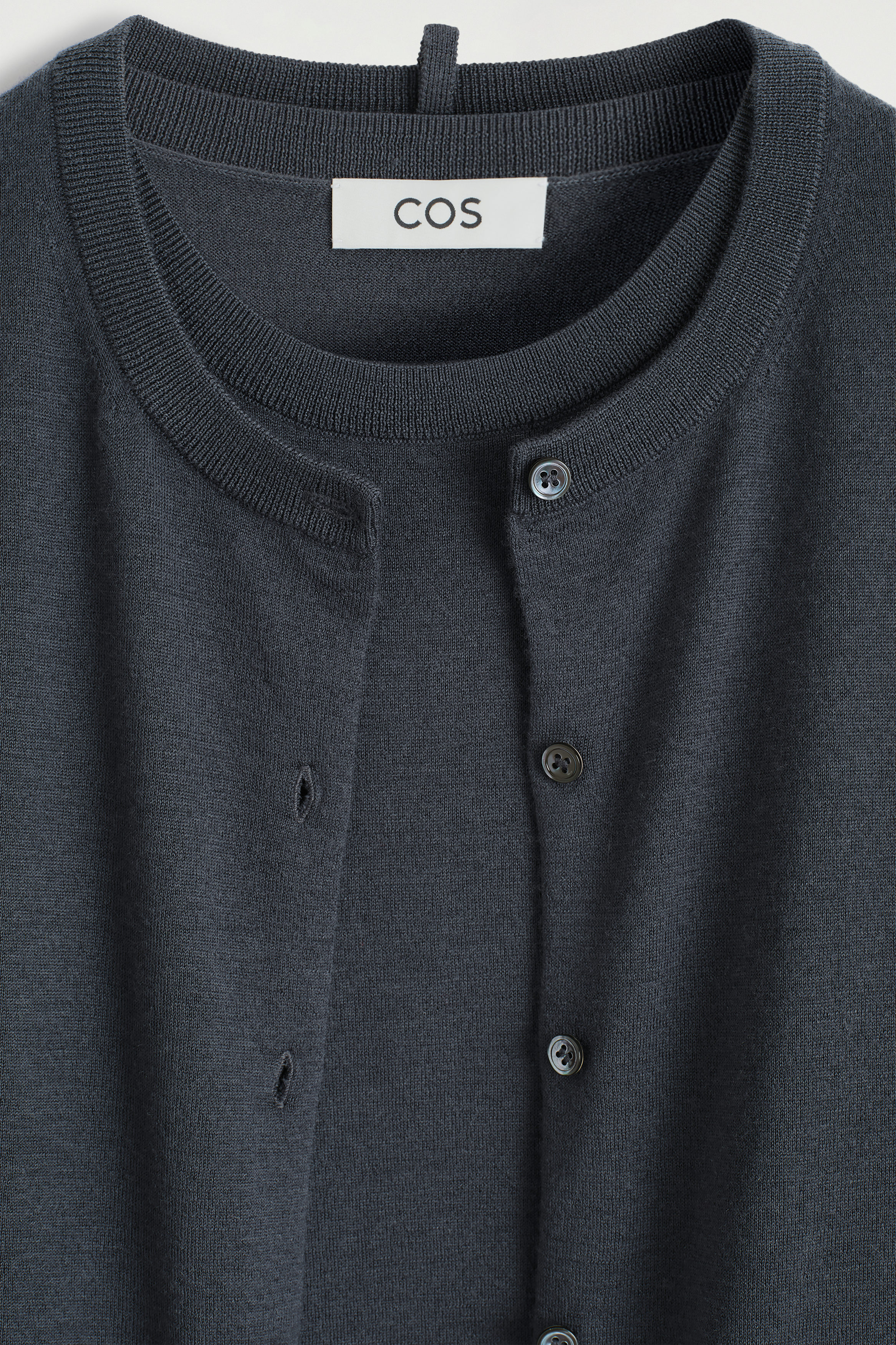 ATTACHED LAYERED FINE CASHMERE CARDIGAN - ANTHRACITE | COS