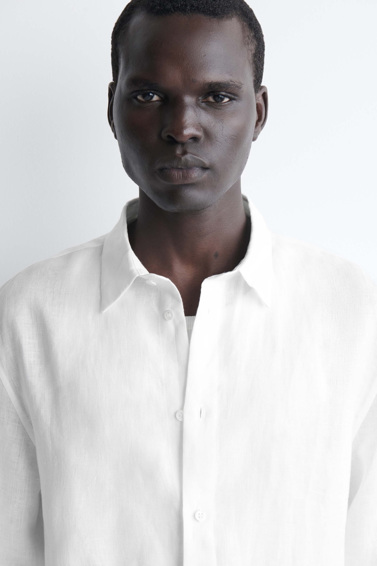 RELAXED LINEN SHIRT — WHITE