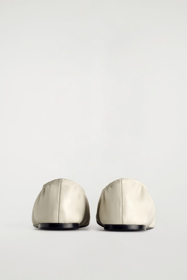 SOFT BALLERINA PUMPS — IVORY
