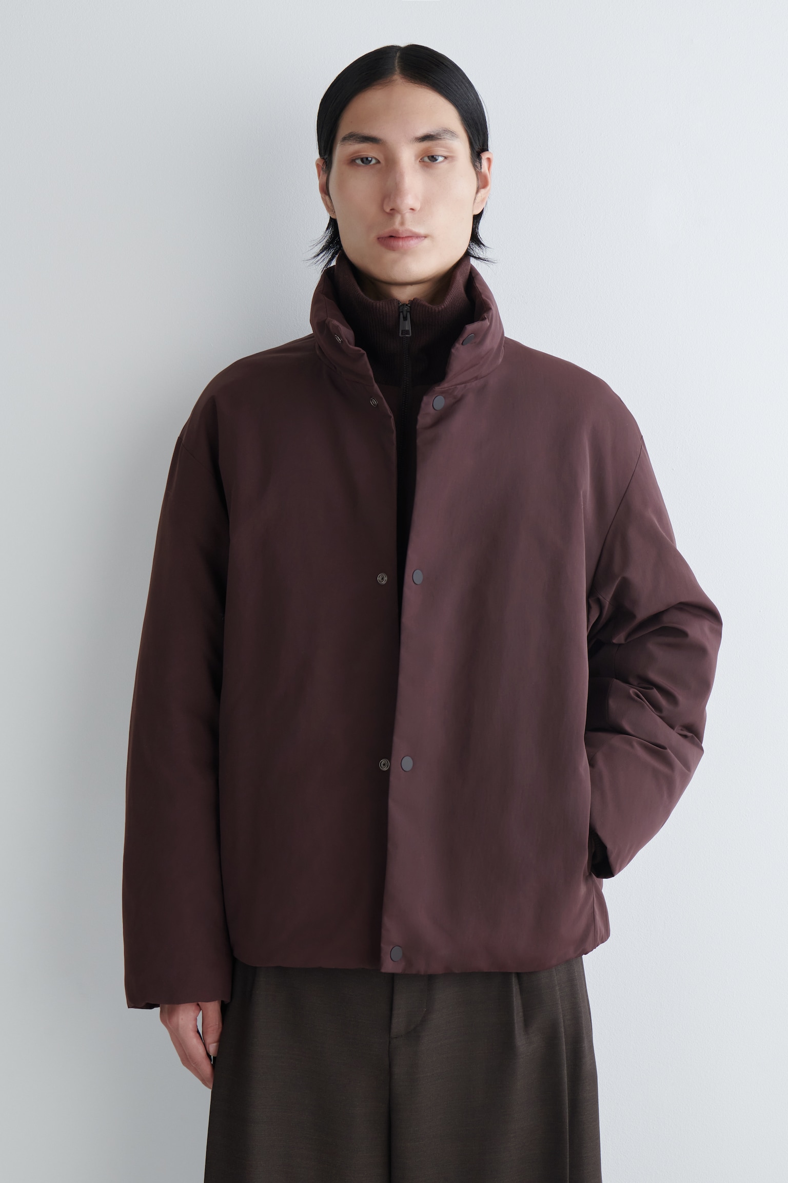 PADDED FUNNEL-NECK DOWN JACKET - BORDEAUX/BLACK