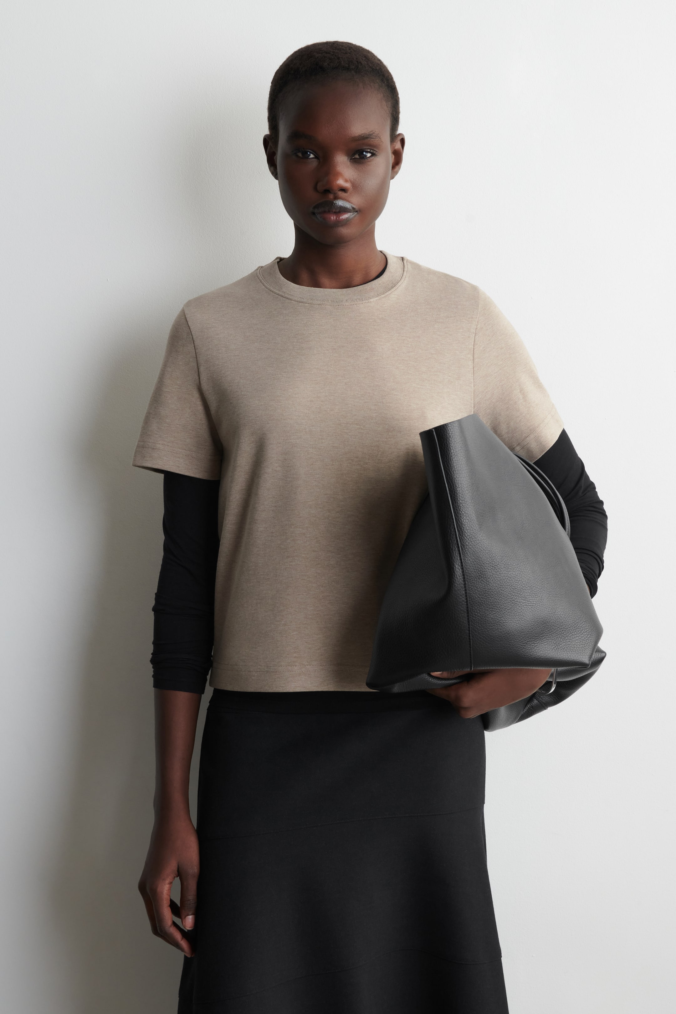 Ingrandisci l'immagine: SCHLICHTES T-SHIRT - BEIGE MELIERT - DONNA | H&M CH 1