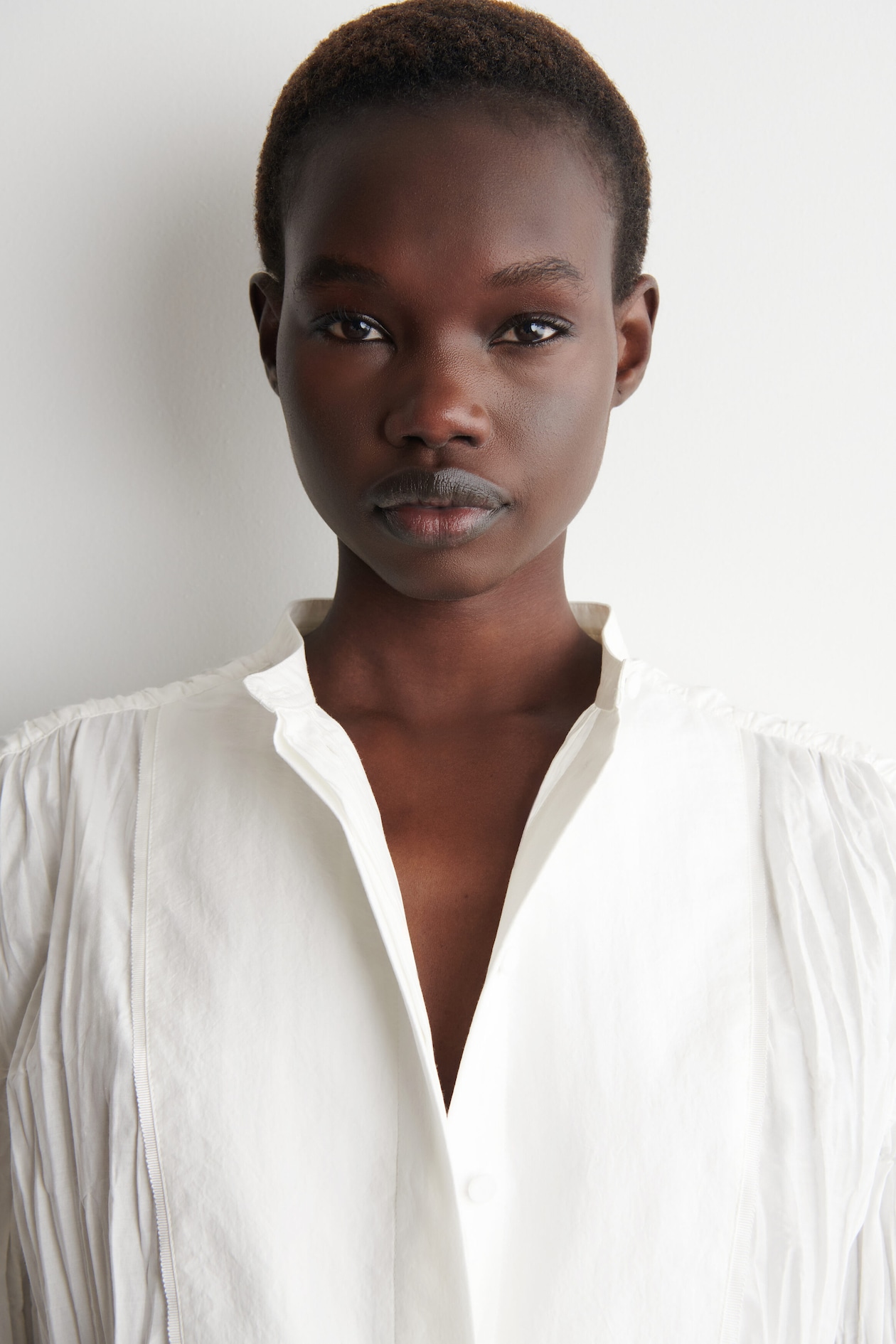 BIB-FRONT CRINKLED-COTTON SHIRT — WHITE