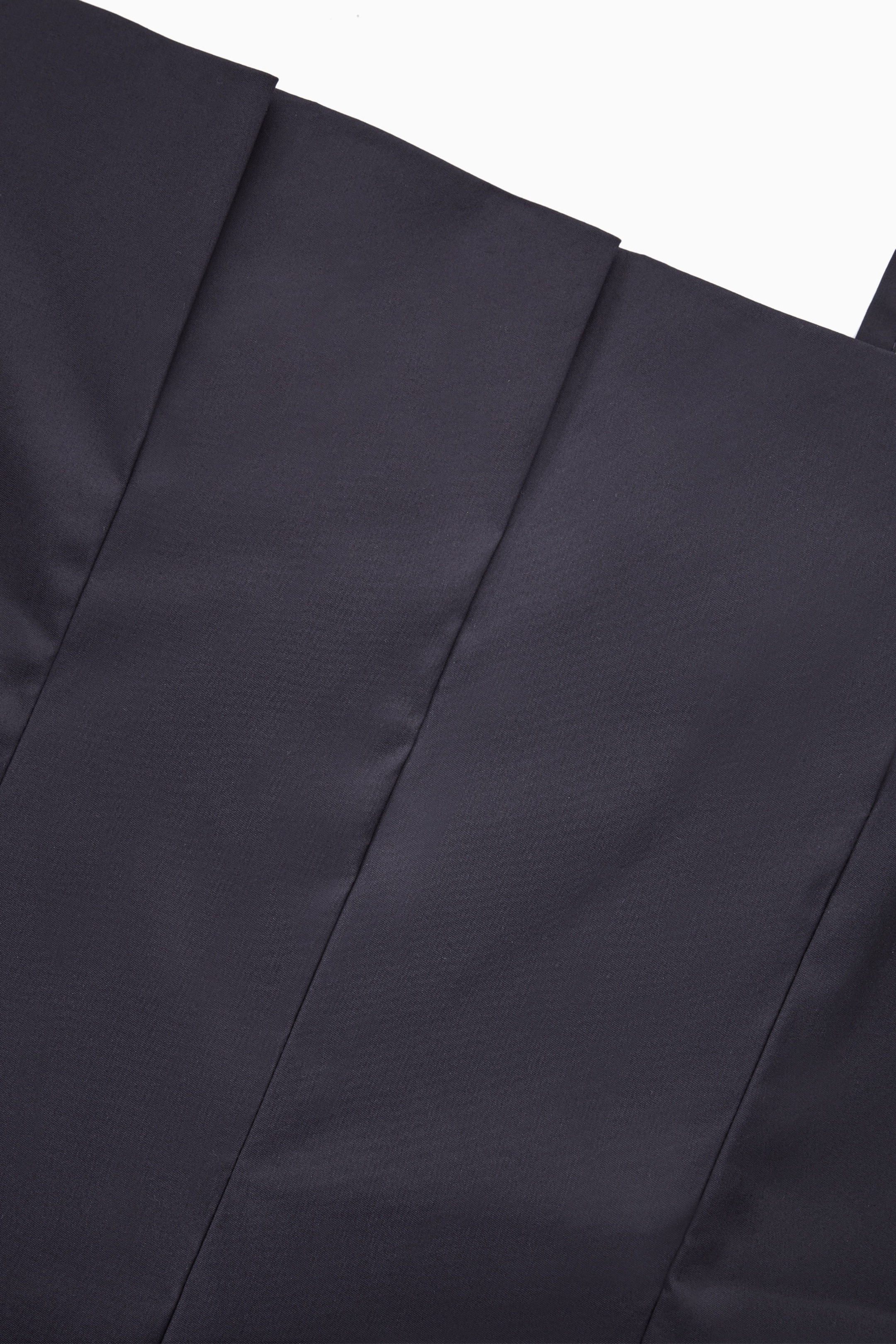 StillMedia/DescriptiveDetail