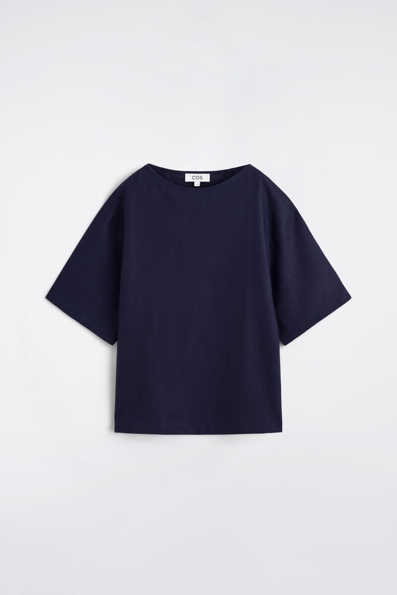 Boat-Neck Linen T-Shirt in Navy