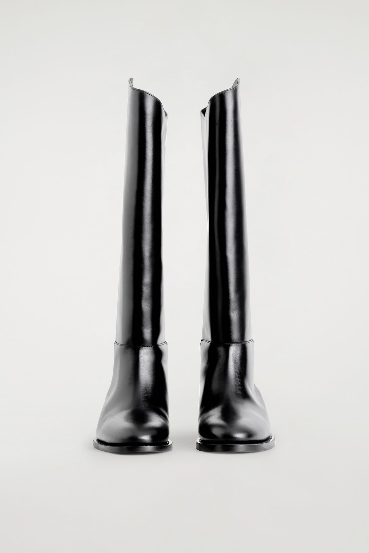 LEATHER RIDING BOOTS — BLACK