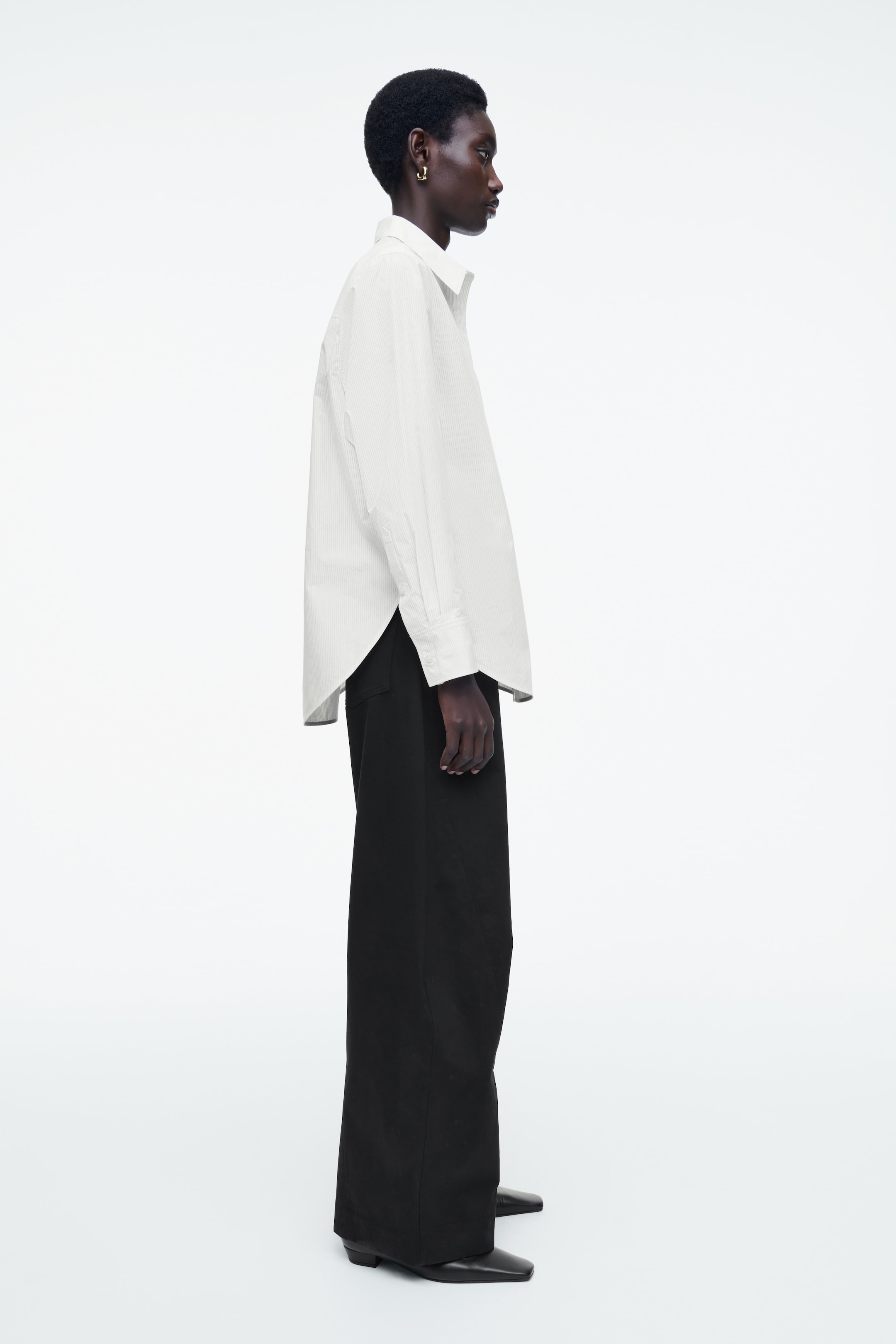 Visualizza immagine più grande: CAMICIA SARTORIALE IN COTONE PIMA - AVORIO / GESSATO - DONNA | H&M IT 5