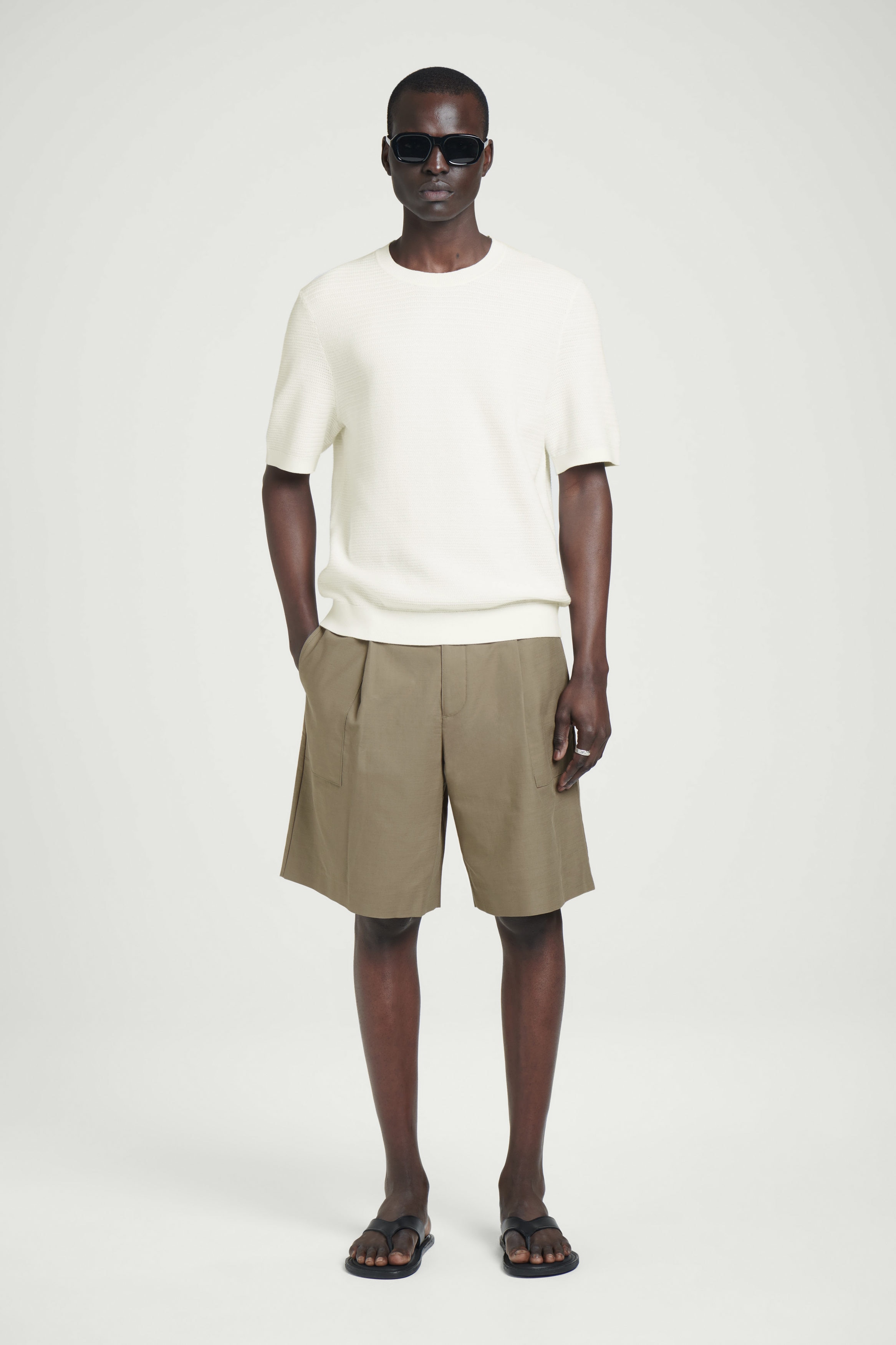 COTTON-TWILL CHINO SHORTS - DARK MOLE | COS