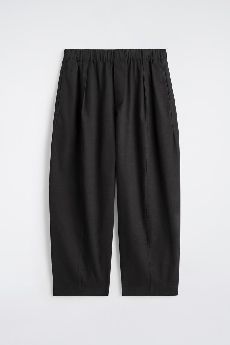 Cos Pantaloni Cropped In Cotone Con Taglio Barrel In Black