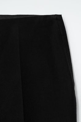 SLIM-LEG CROPPED TROUSERS — BLACK 4