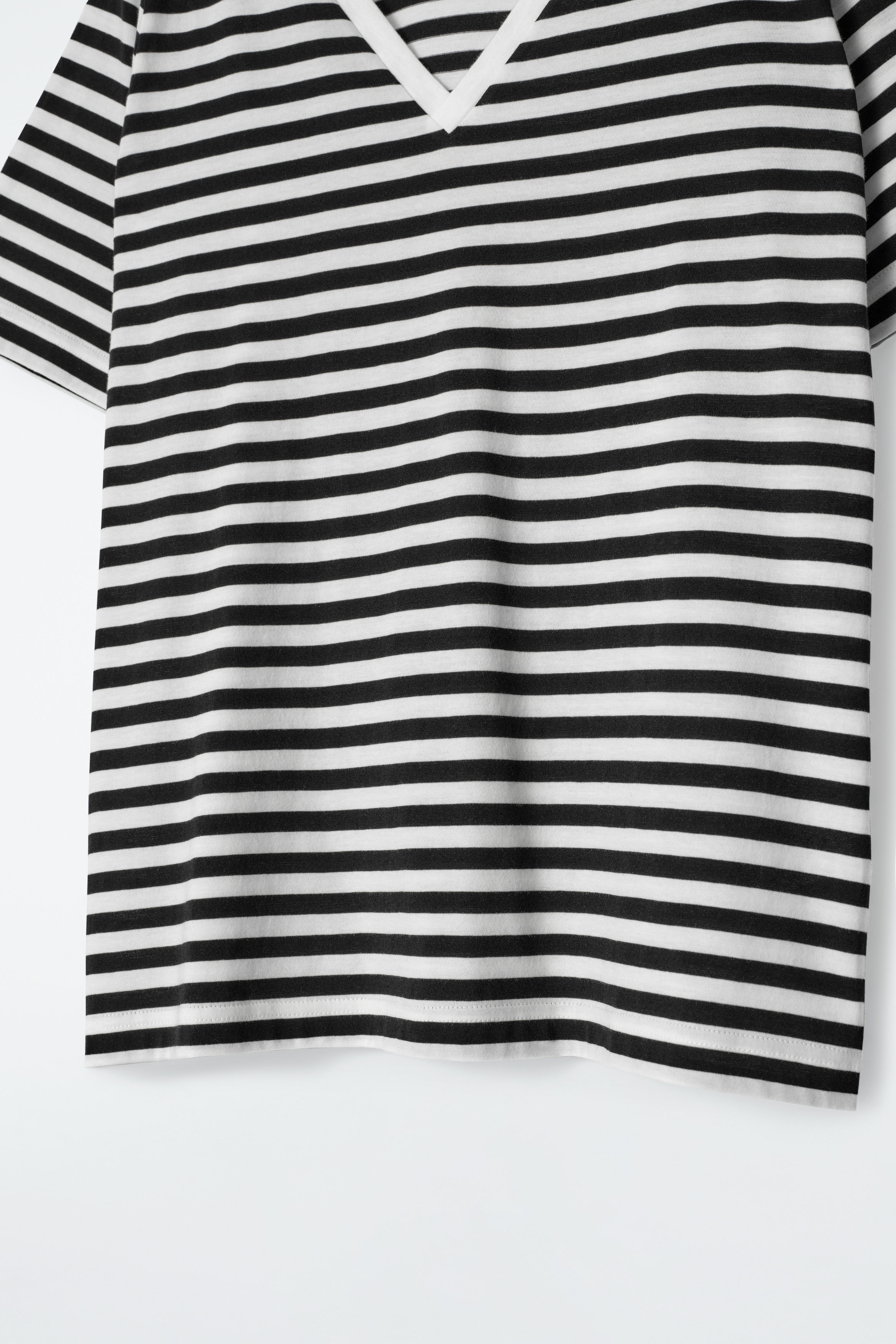 Tシャツ・カットソー 3 TAP ISLAS V Neck T Shirt (2color) 71h8Vb+3XcL._AC_SY679_.jpg