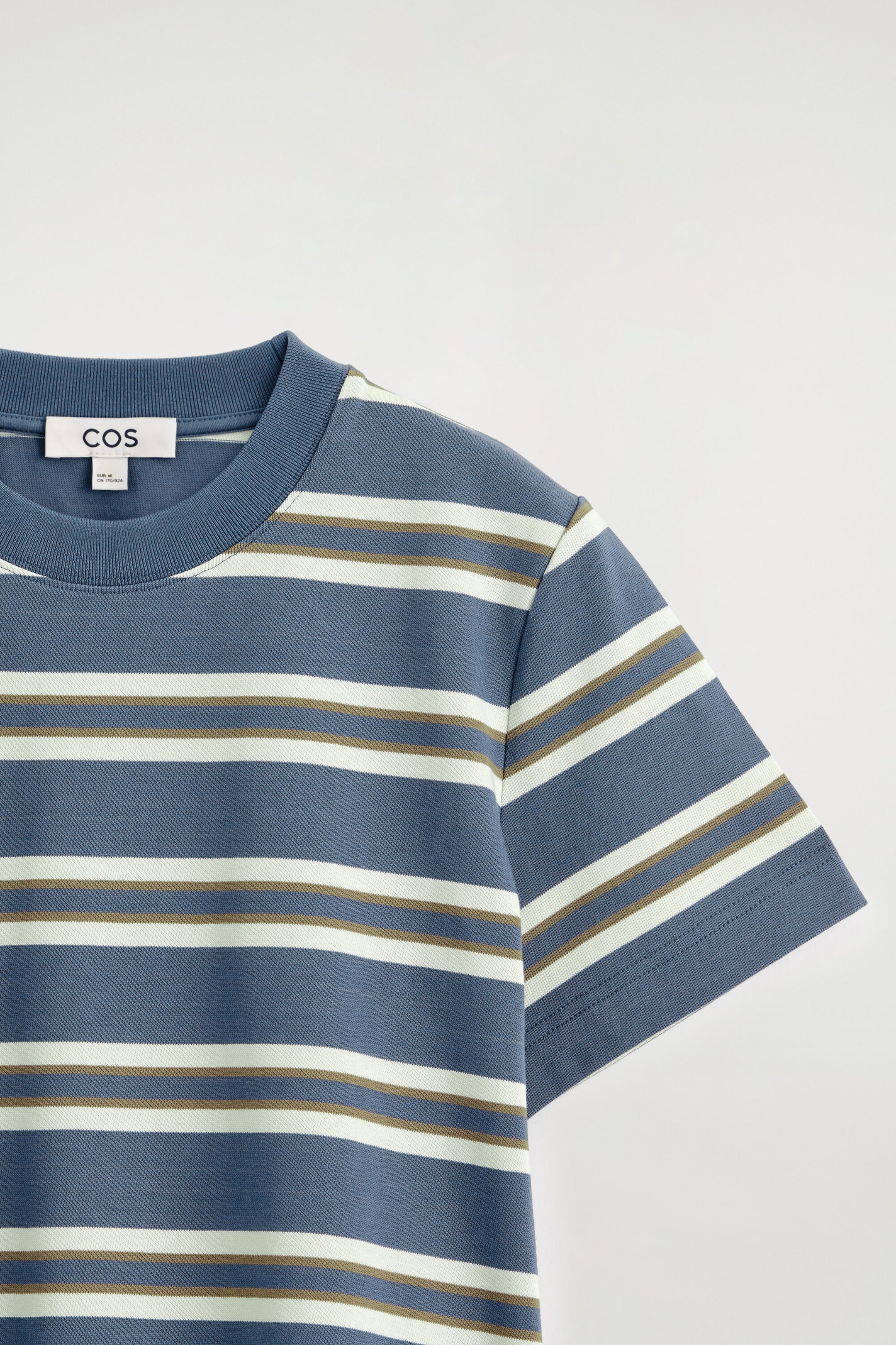 StillMedia/DescriptiveDetail