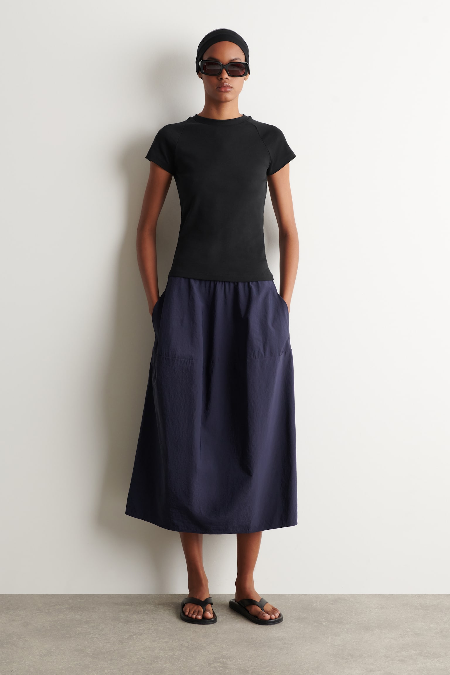 FALDA MIDI ESTRUCTURADA NAILON - AZUL MARINO - 1
