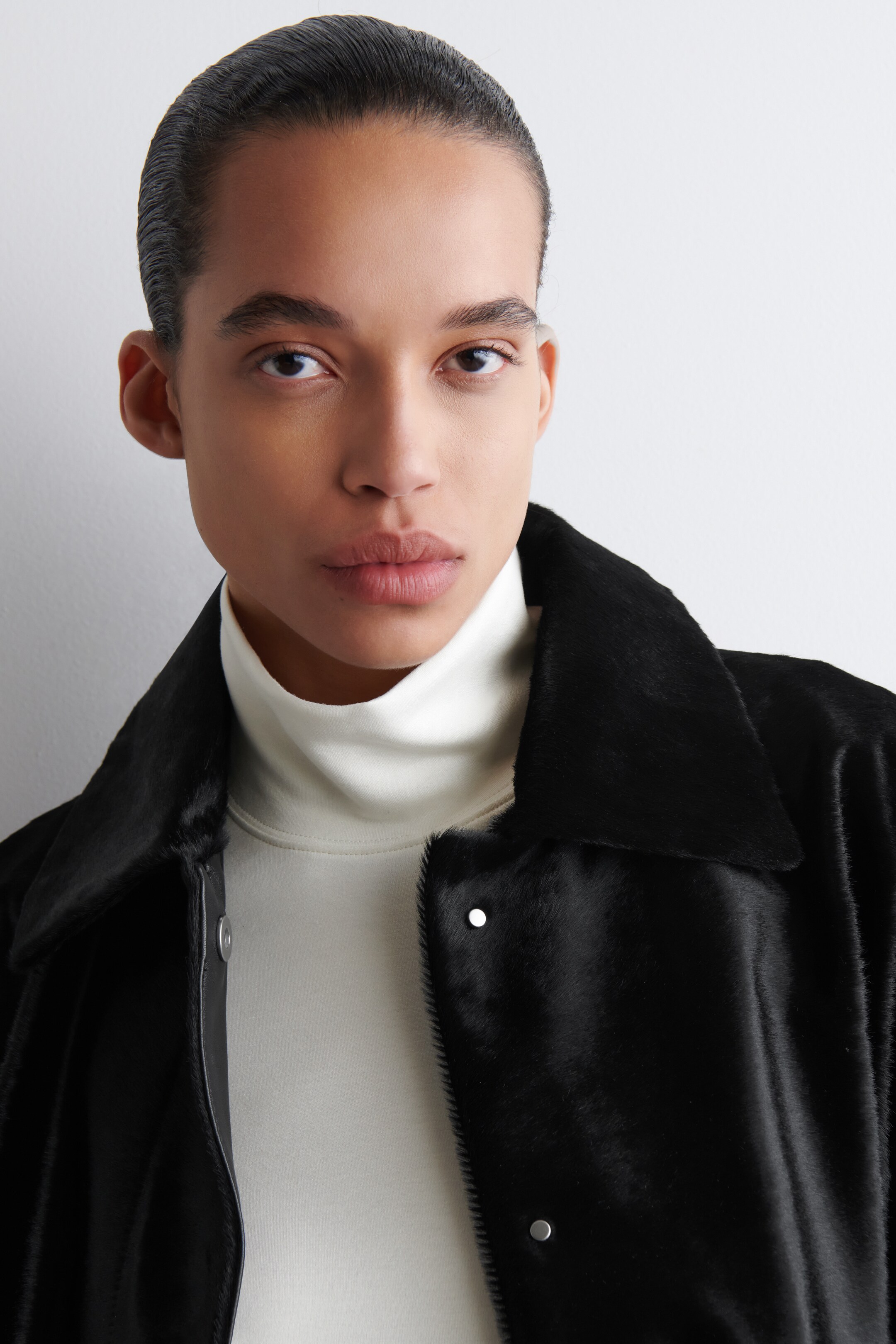 Visualizza immagine più grande: TOP IN JERSEY CON COLLO ALTO - BIANCO - DONNA | H&M IT 3