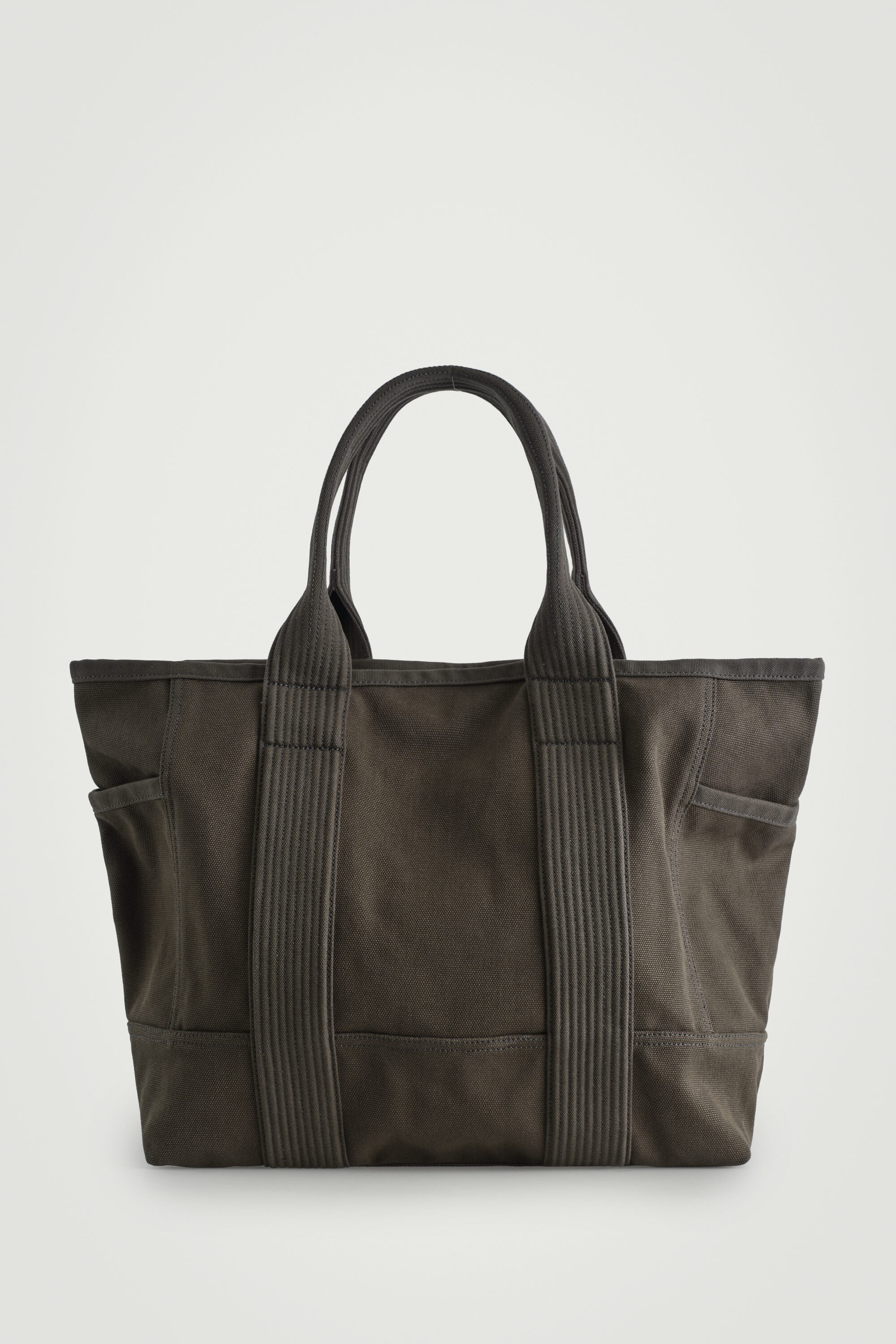 OVERSIZED TOTE BAG - CANVAS - KHAKI | COS