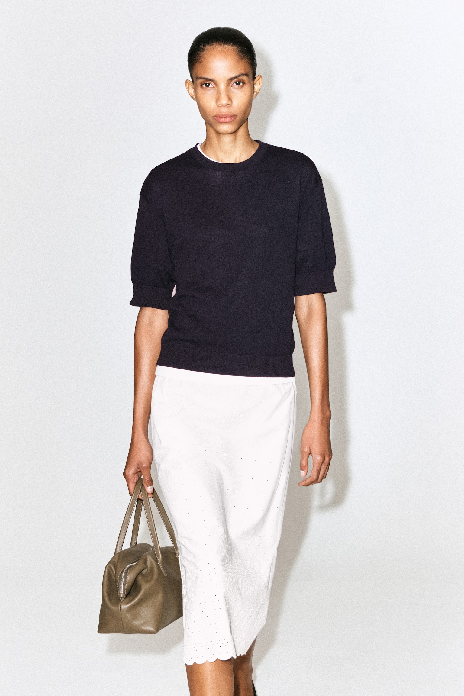STRIKKET BOMULDS T-SHIRT - MARINEBLÅ/OFFWHITE - 1
