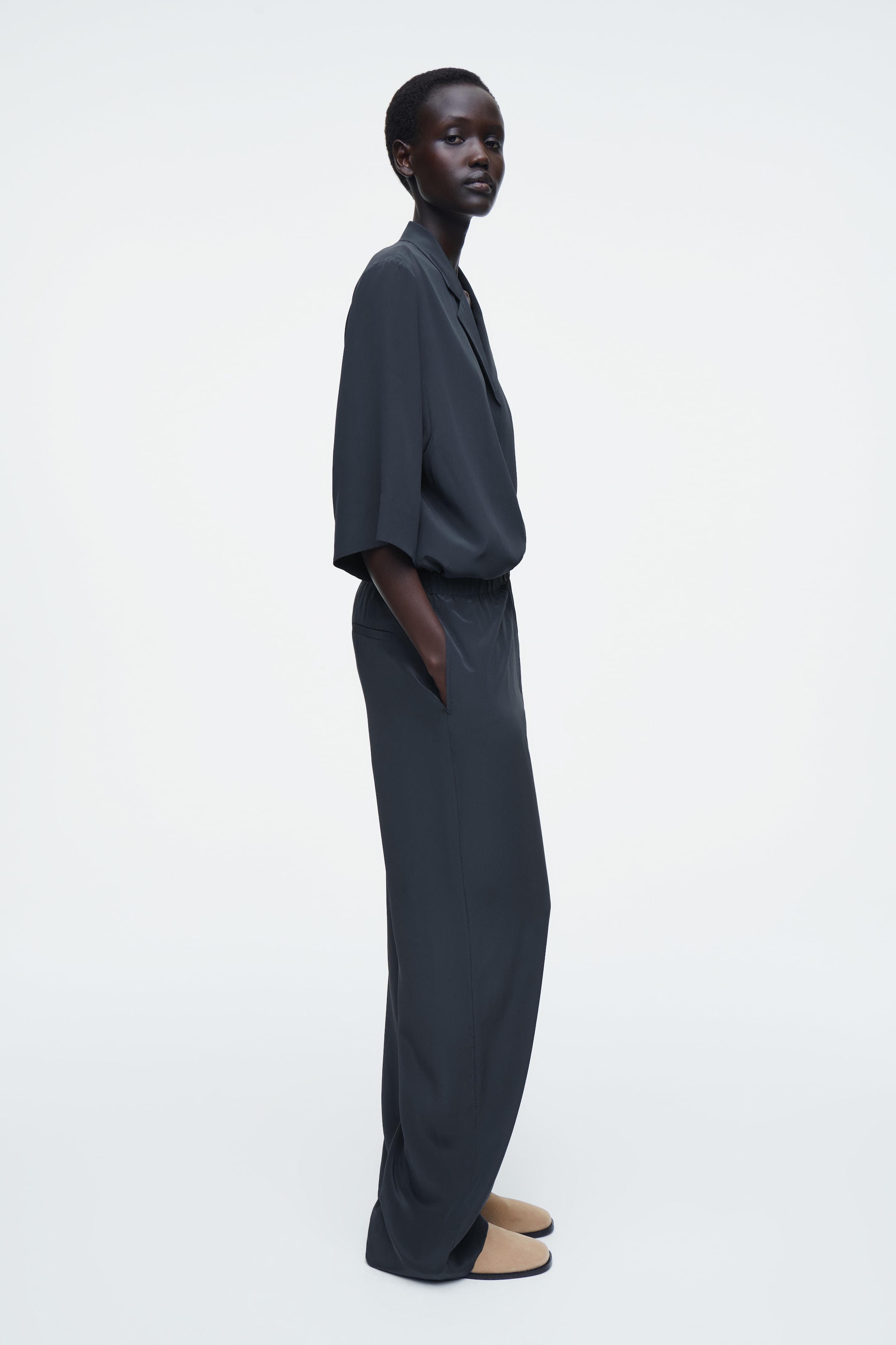 Grotere afbeelding bekijken: Losse zijden broek - MARINEBLAUW - DAMES | H&M BE 4