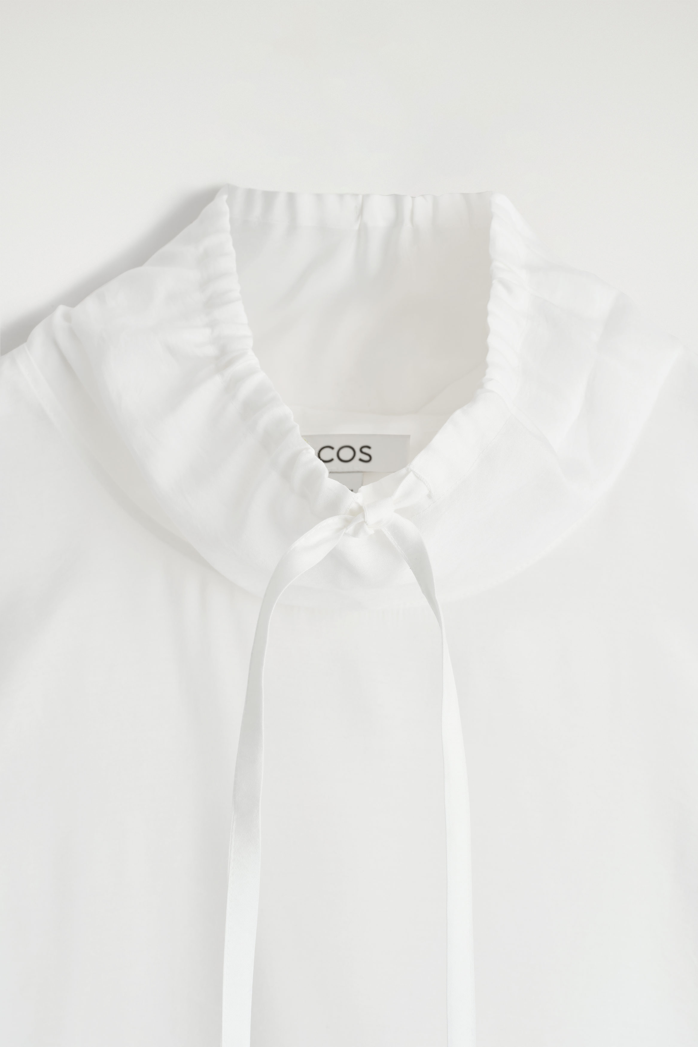 DRAWSTRING SLEEVELESS TOP - WHITE | COS