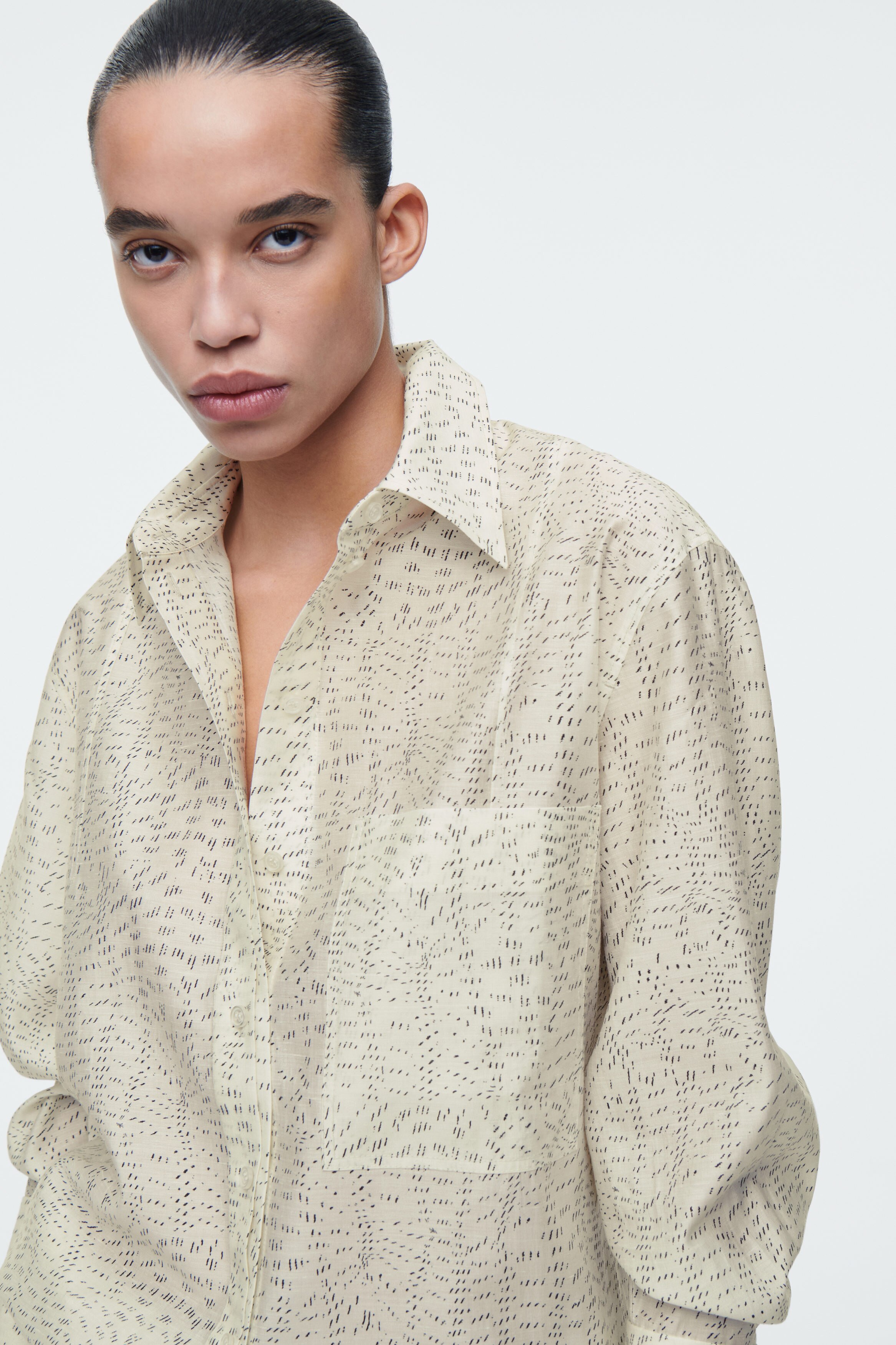 売れ筋商品|||カルバンクライン カットソー トップス レディース Women's Cotton Oversized Utility Shirt Soft Bone RELAXED COTTON SHIRT - WHITE | COS