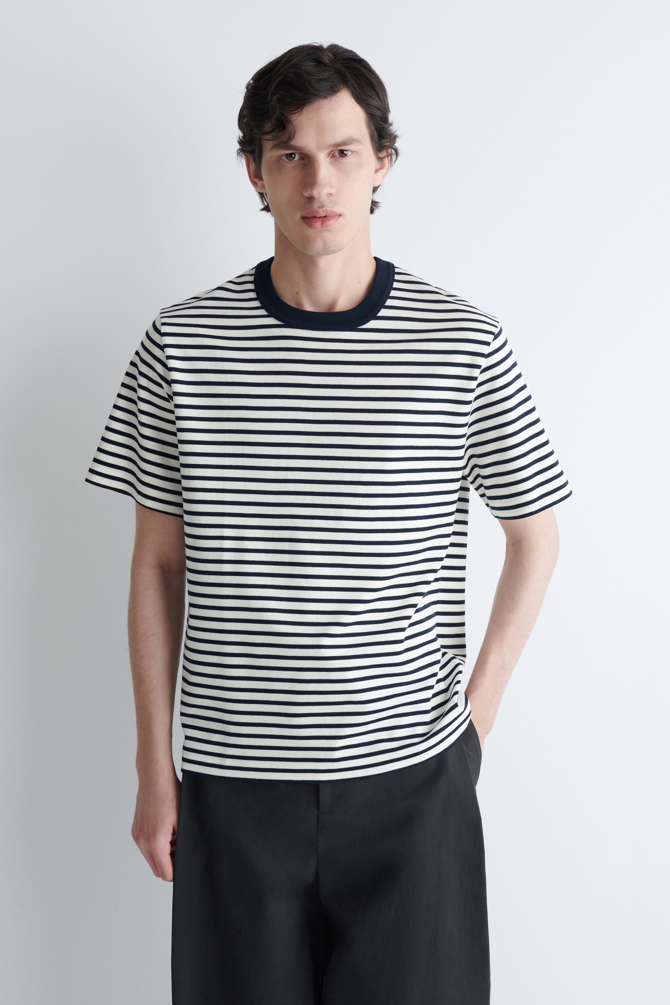 INTERLOCK COTTON CREW-NECK T-SHIRT