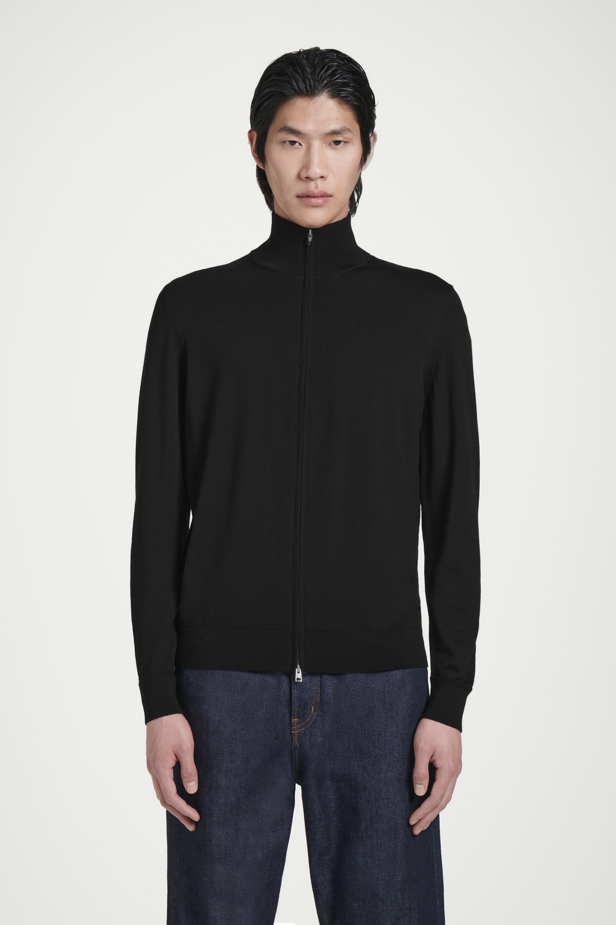 Zobacz większy obraz: KARDIGAN Z WEŁNY MERINO Z WYSOKIM KOŁNIERZEM - CZARNY - ON | H&M PL 1