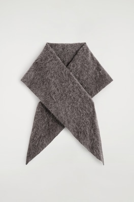 BRUSHED PURE CASHMERE TRIANGLE SCARF — BROWN MÉLANGE 5