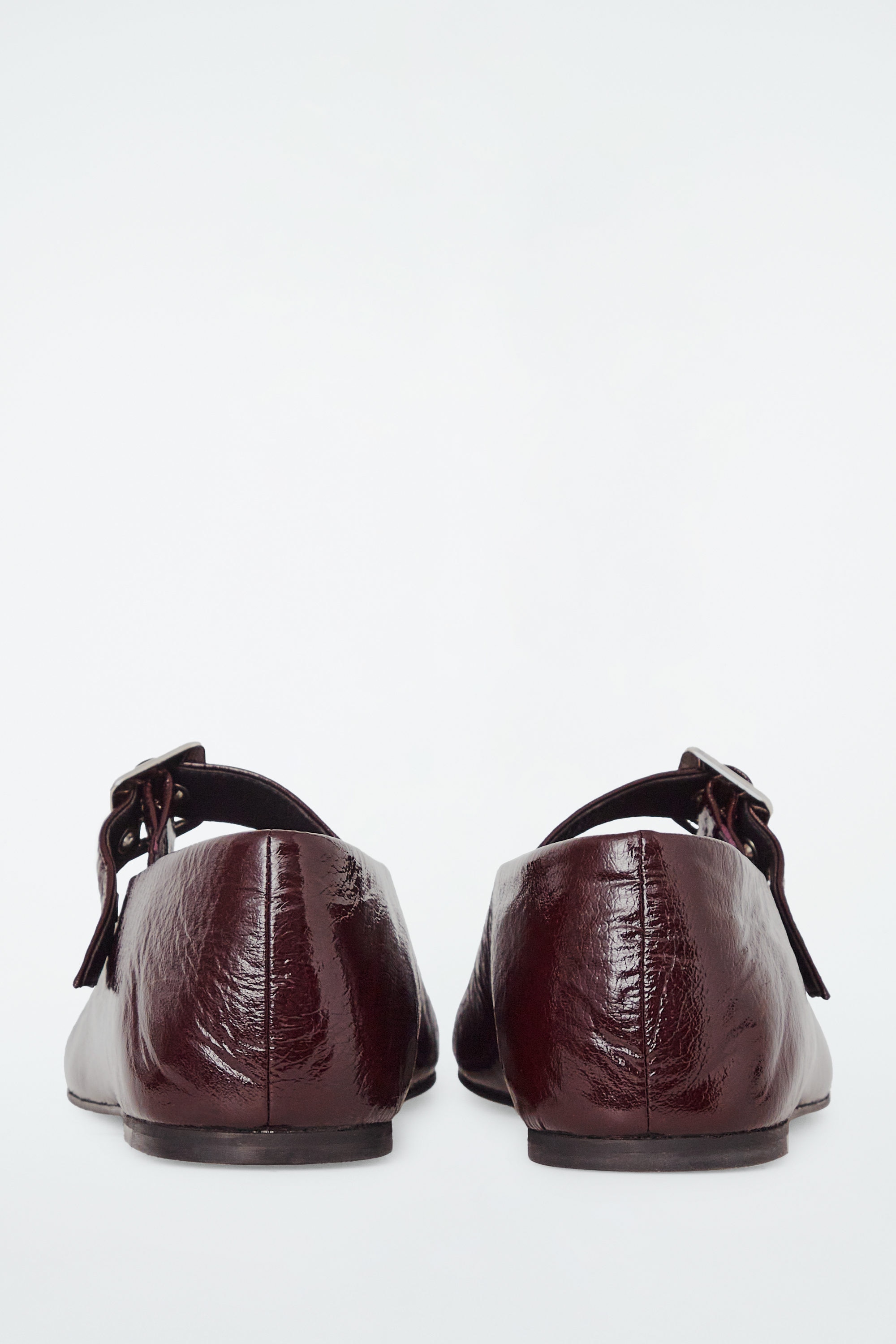 BUCKLED BALLET FLATS - BORDEAUX | COS