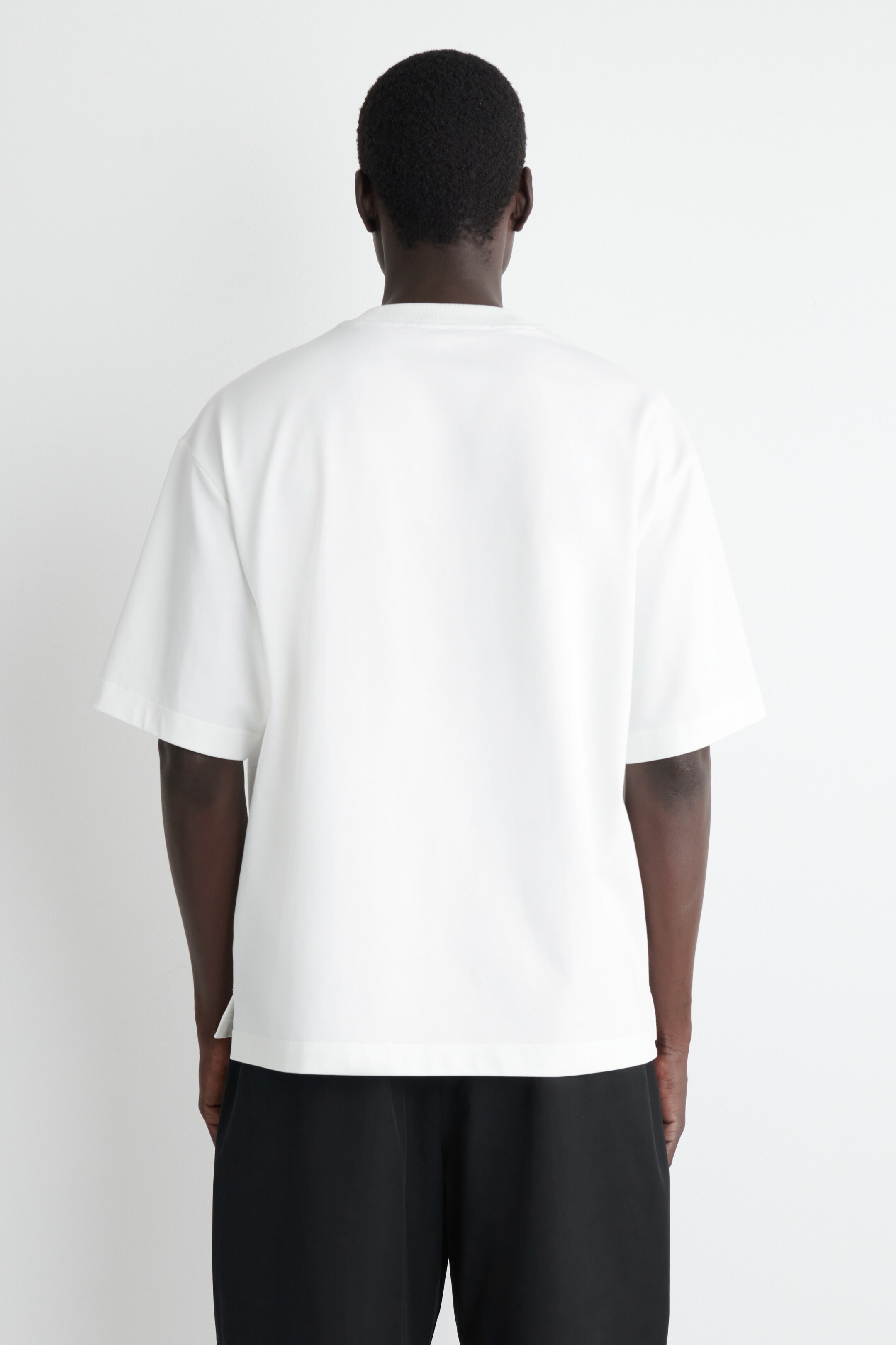 Se større billede: Oversized vævet lomme t-shirt - HVID - HERRE | H&M DK 4