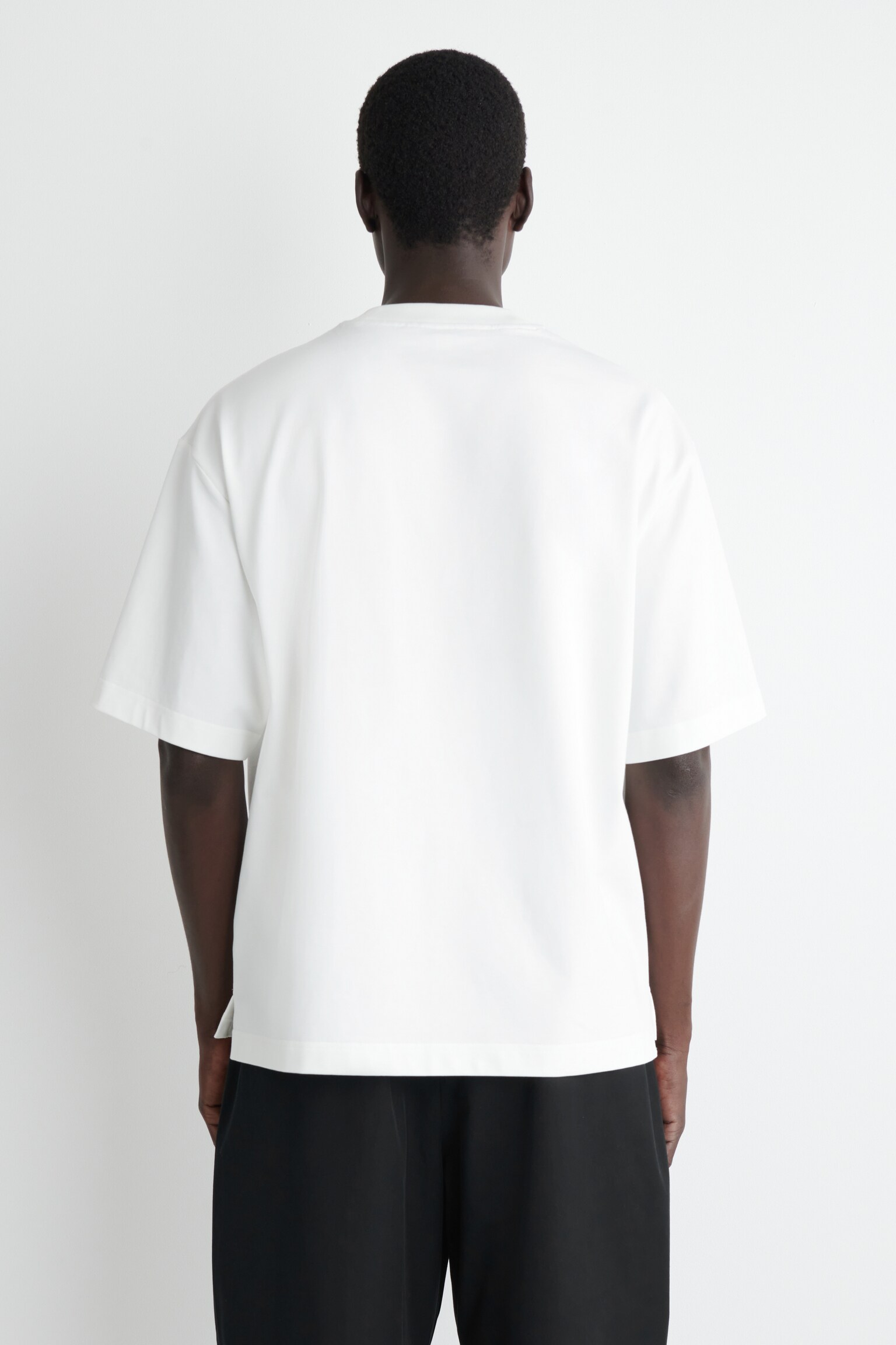 CAMISETA OVERSIZE CON BOLSILLO DE LINO - BLANCO - 5