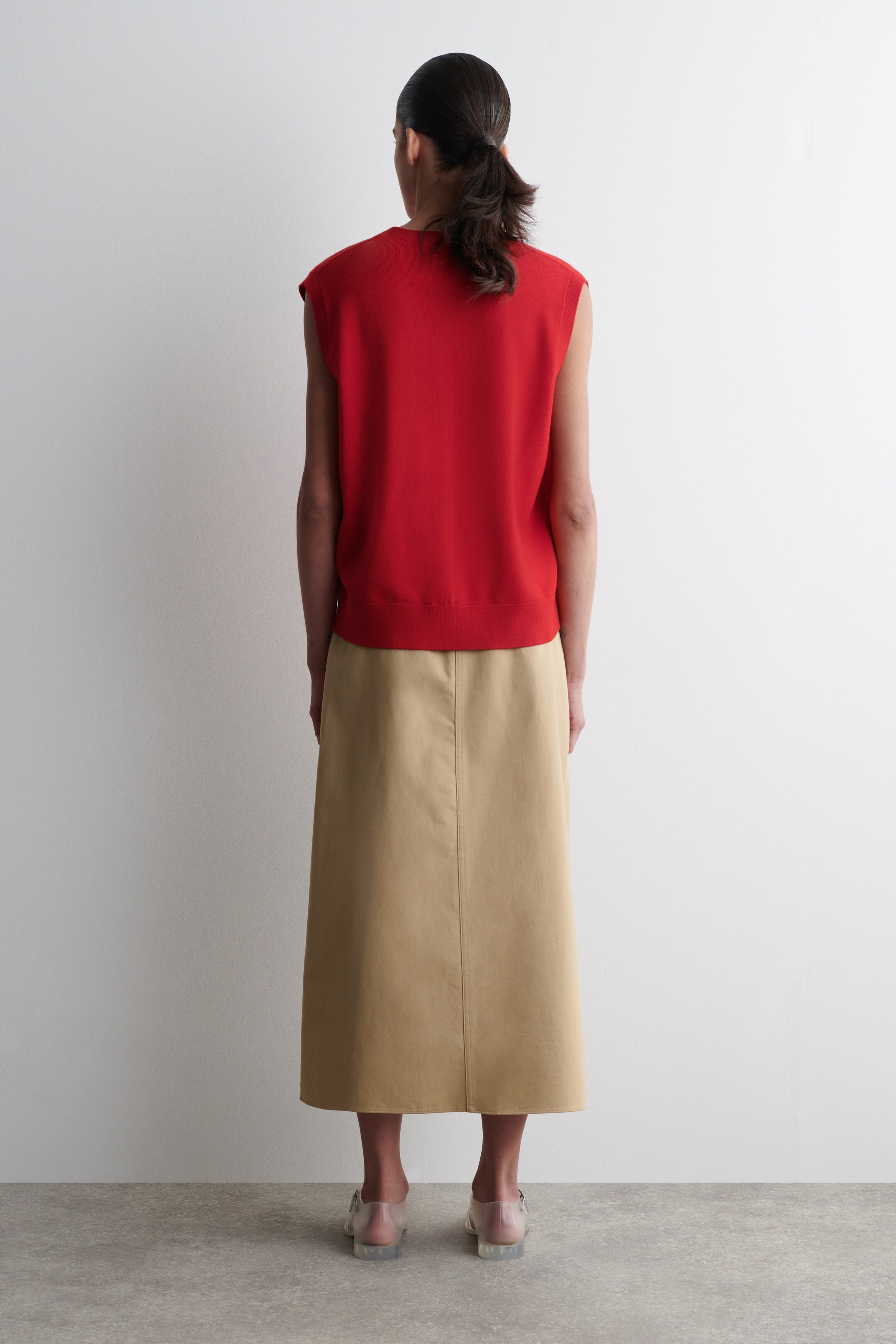 Agrandir l'image: GILET À COL EN V EN LAINE MÉRINOS - ROUGE - FEMME | H&M CH 3