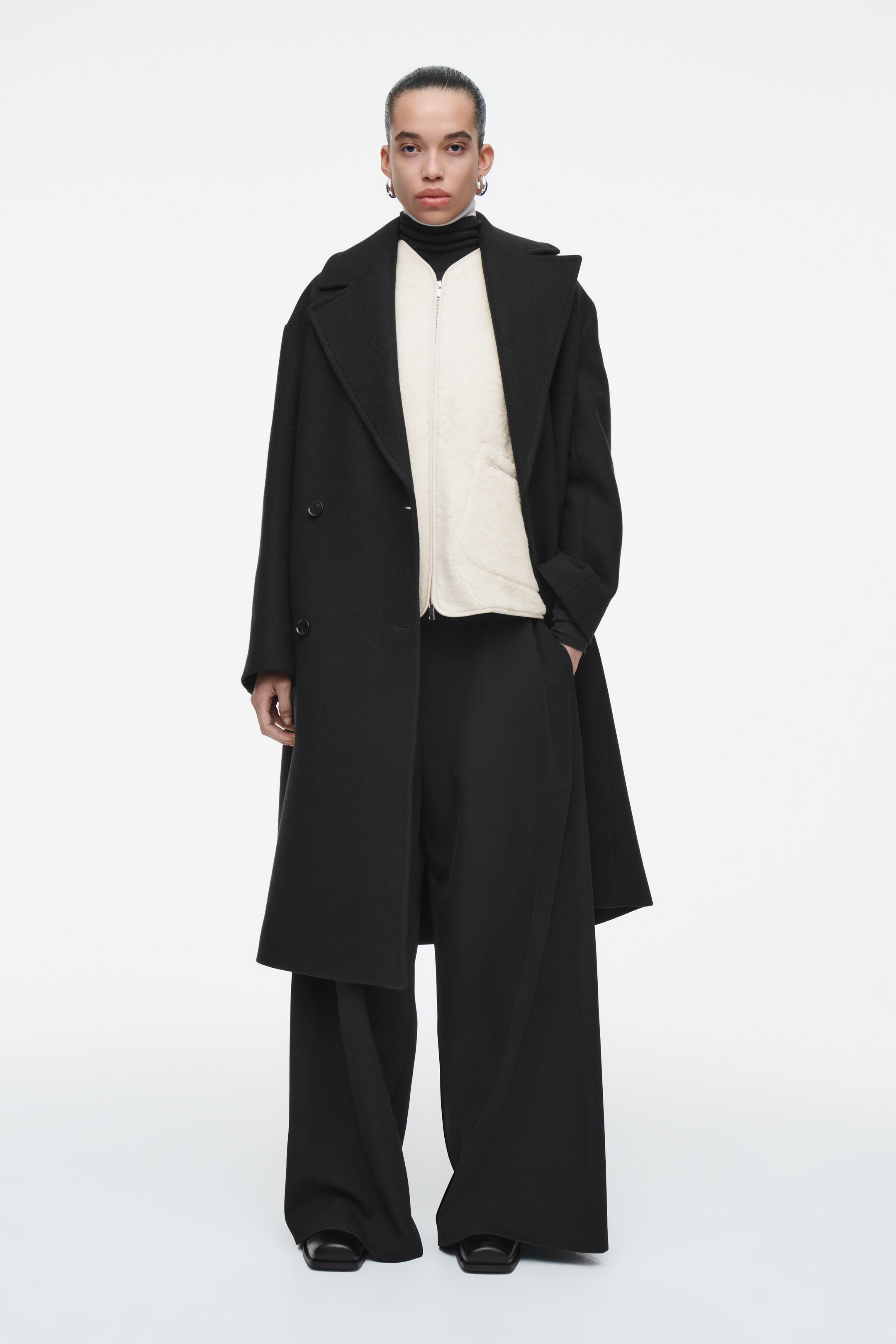 Größeres Bild ansehen: OVERSIZED-WESTE AUS KUNSTLAMMFELL - ELFENBEIN - Ladies | H&M DE 7