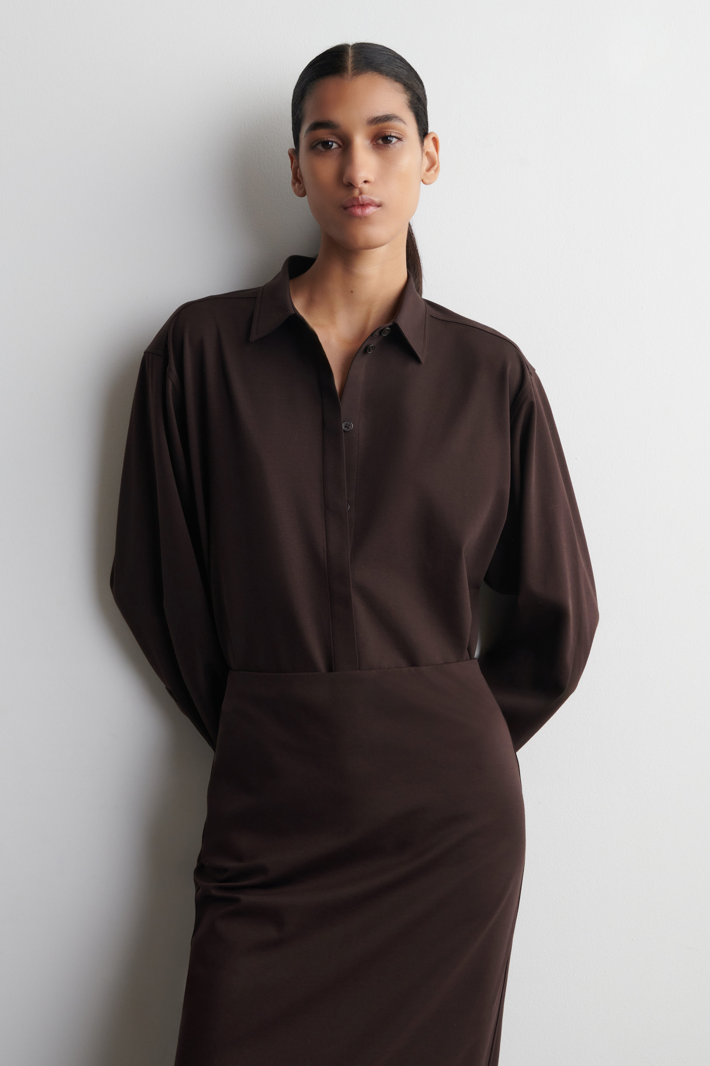 JERSEY MIDI PENCIL SKIRT - DARK BROWN | COS US