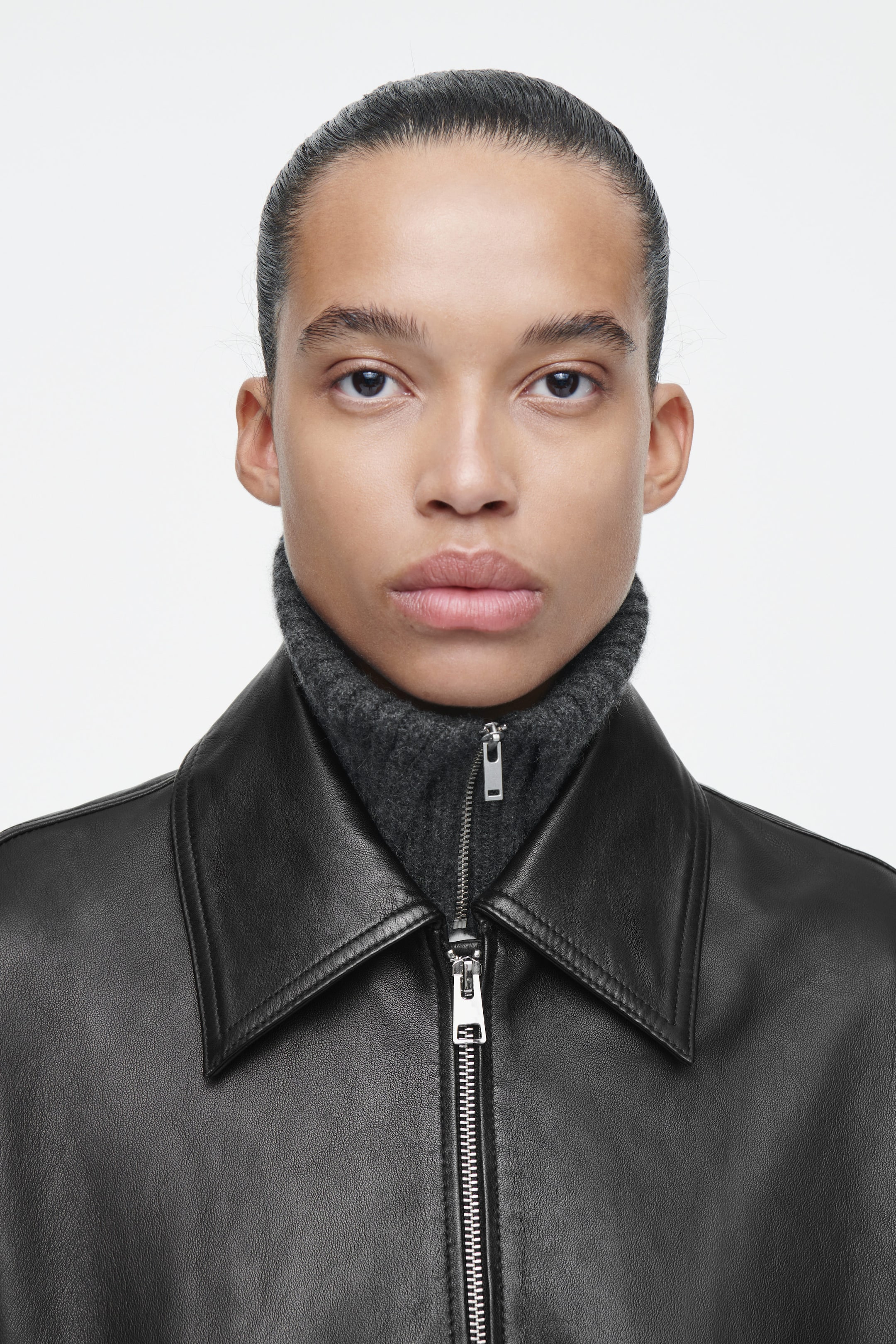 PURE CASHMERE COLLAR