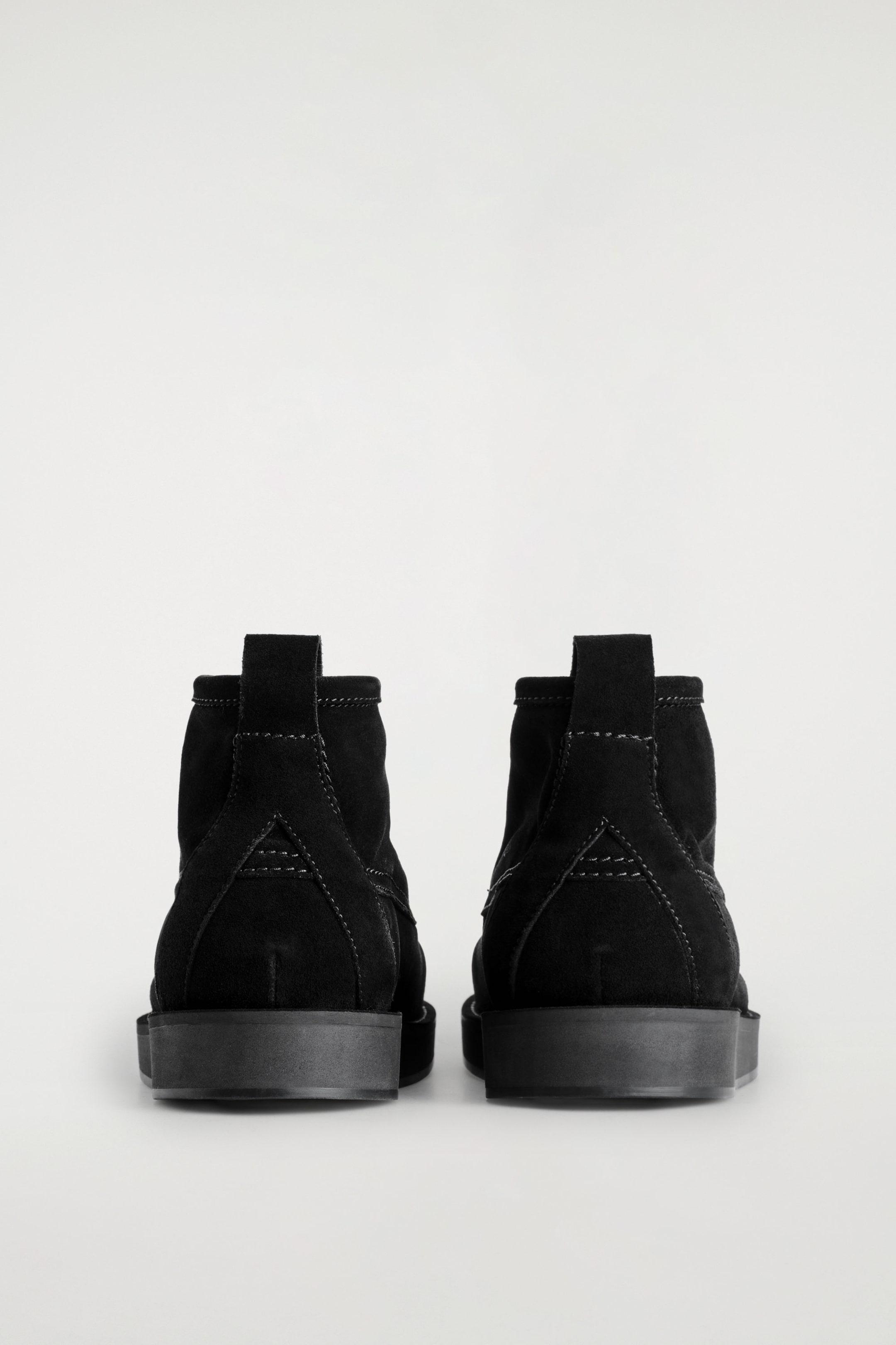 StillMedia/DescriptiveDetail