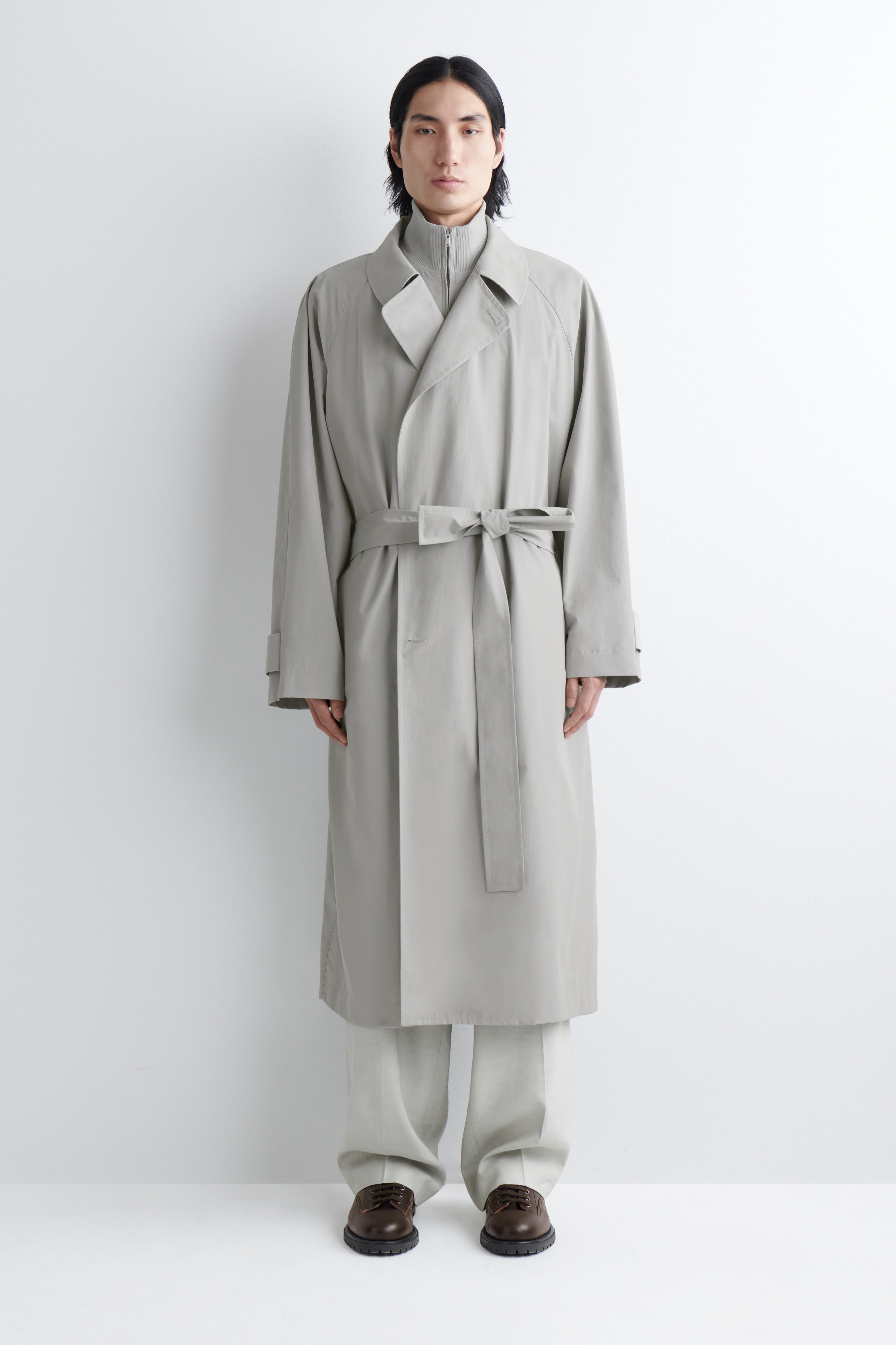 2-V-1 VODEODPUDIVÝ TRENČKOT - SVETLOSIVÁ