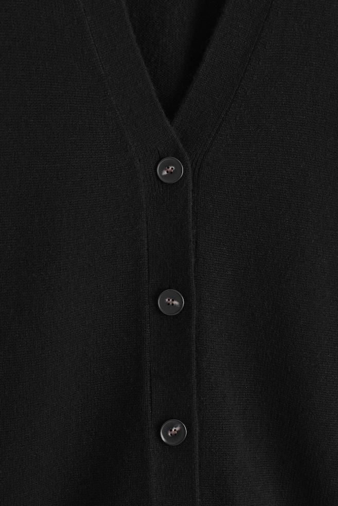 PURE CASHMERE V-NECK CARDIGAN — BLACK