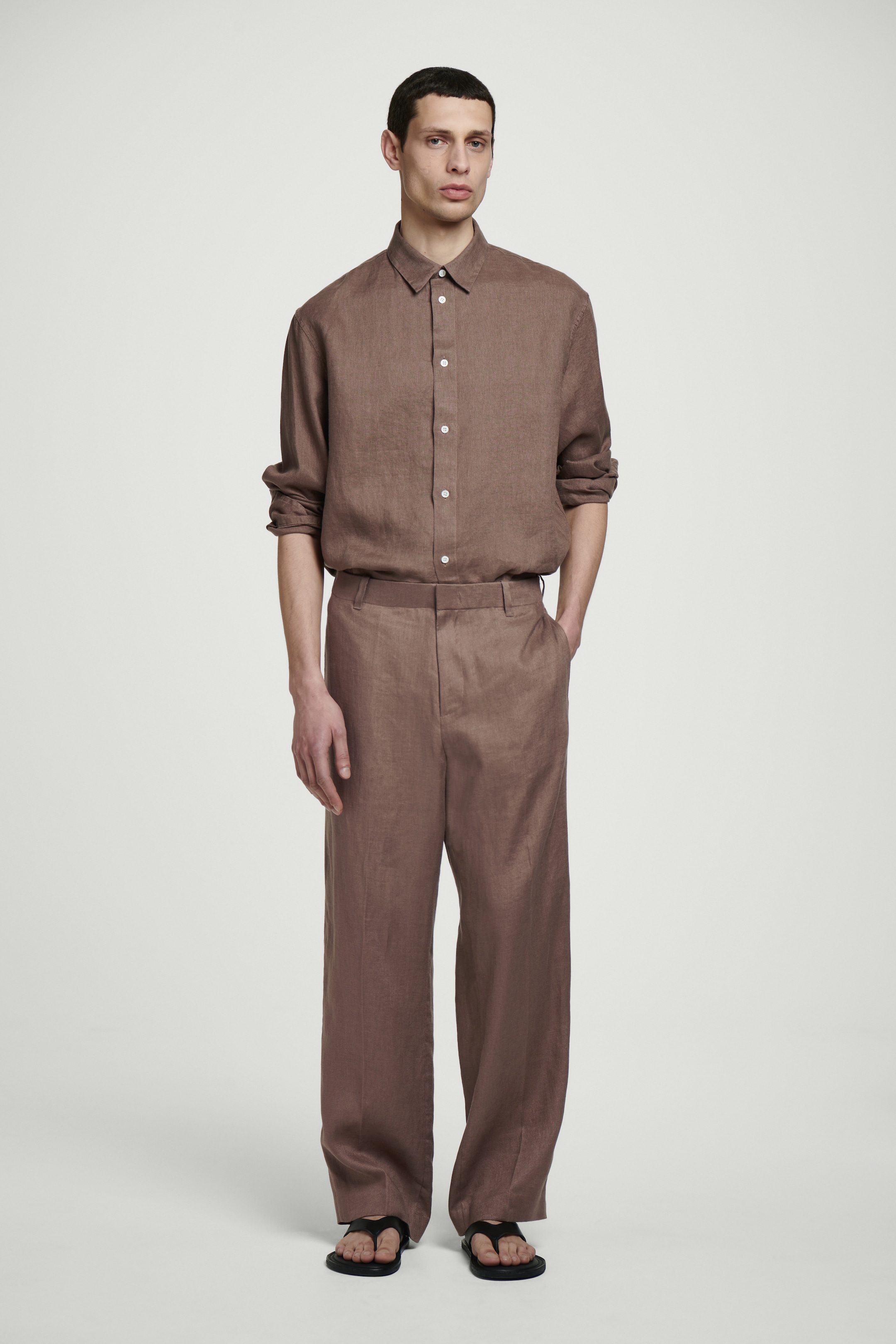 Visualizza immagine più grande: CAMICIA IN LINO DAL TAGLIO RILASSATO - TALPA - UOMO | H&M IT 3