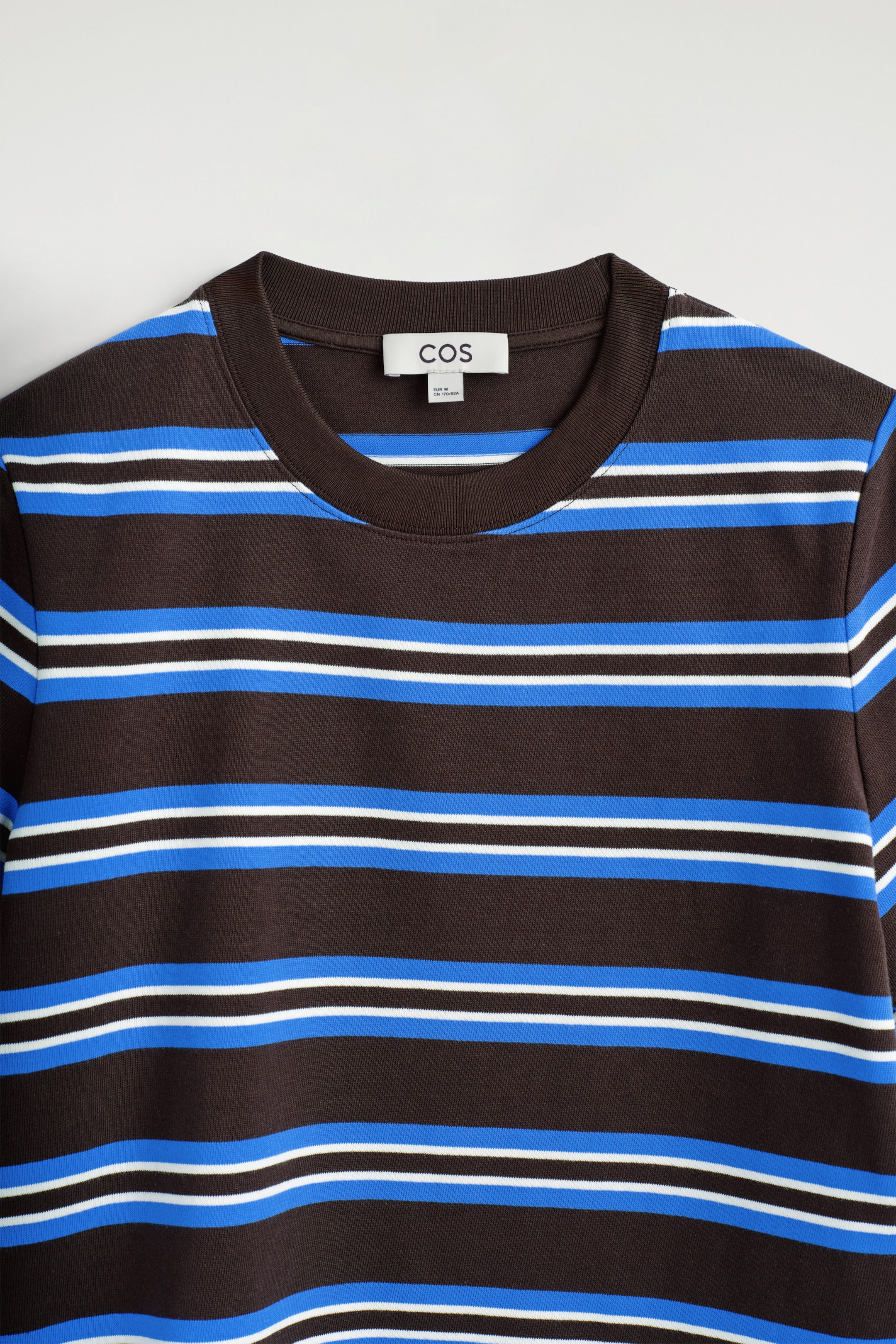 StillMedia/DescriptiveDetail